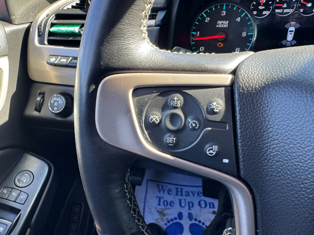 GMC Yukon 2WD 4dr Denali 2018