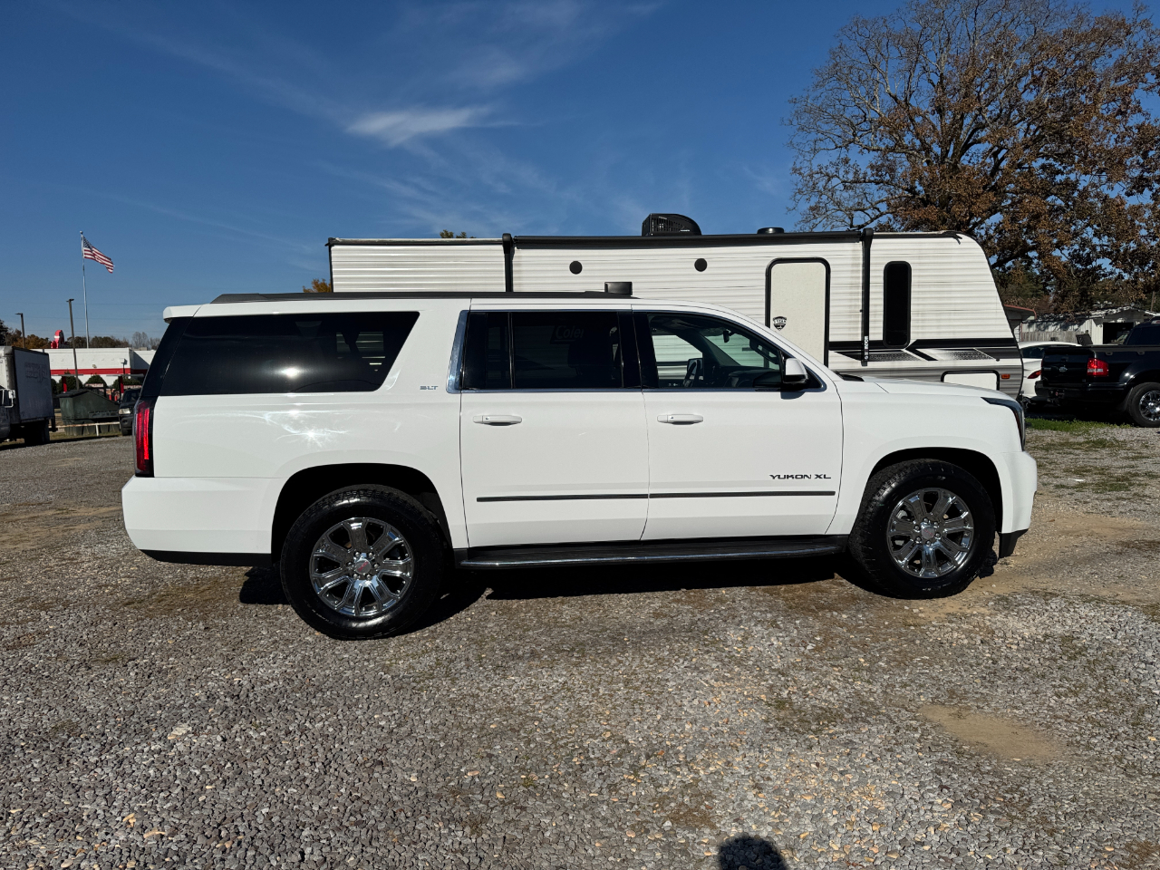GMC Yukon XL 2WD 4dr SLT 2017