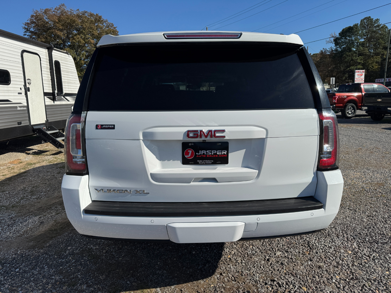 GMC Yukon XL 2WD 4dr SLT 2017