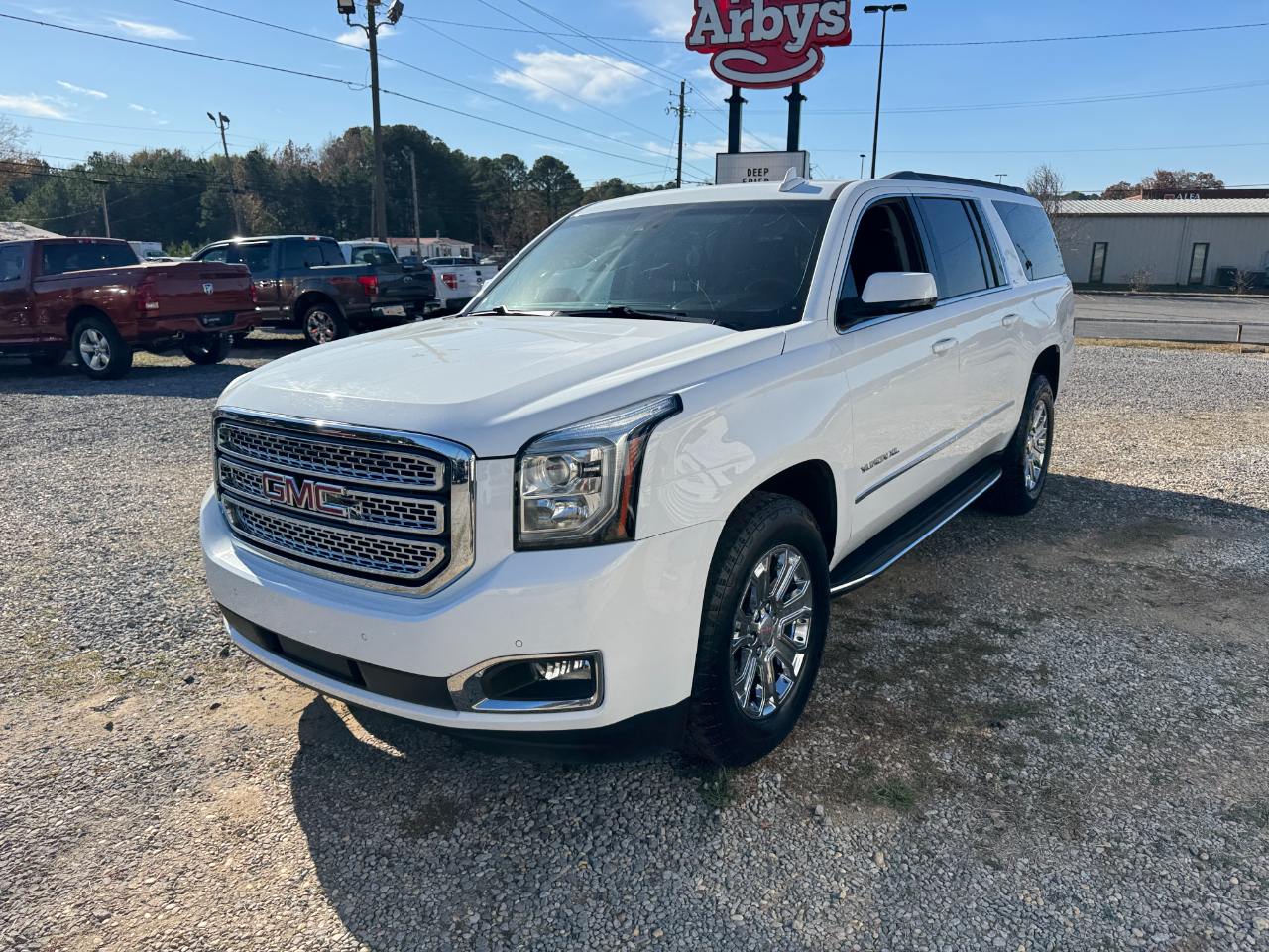 GMC Yukon XL 2WD 4dr SLT 2017