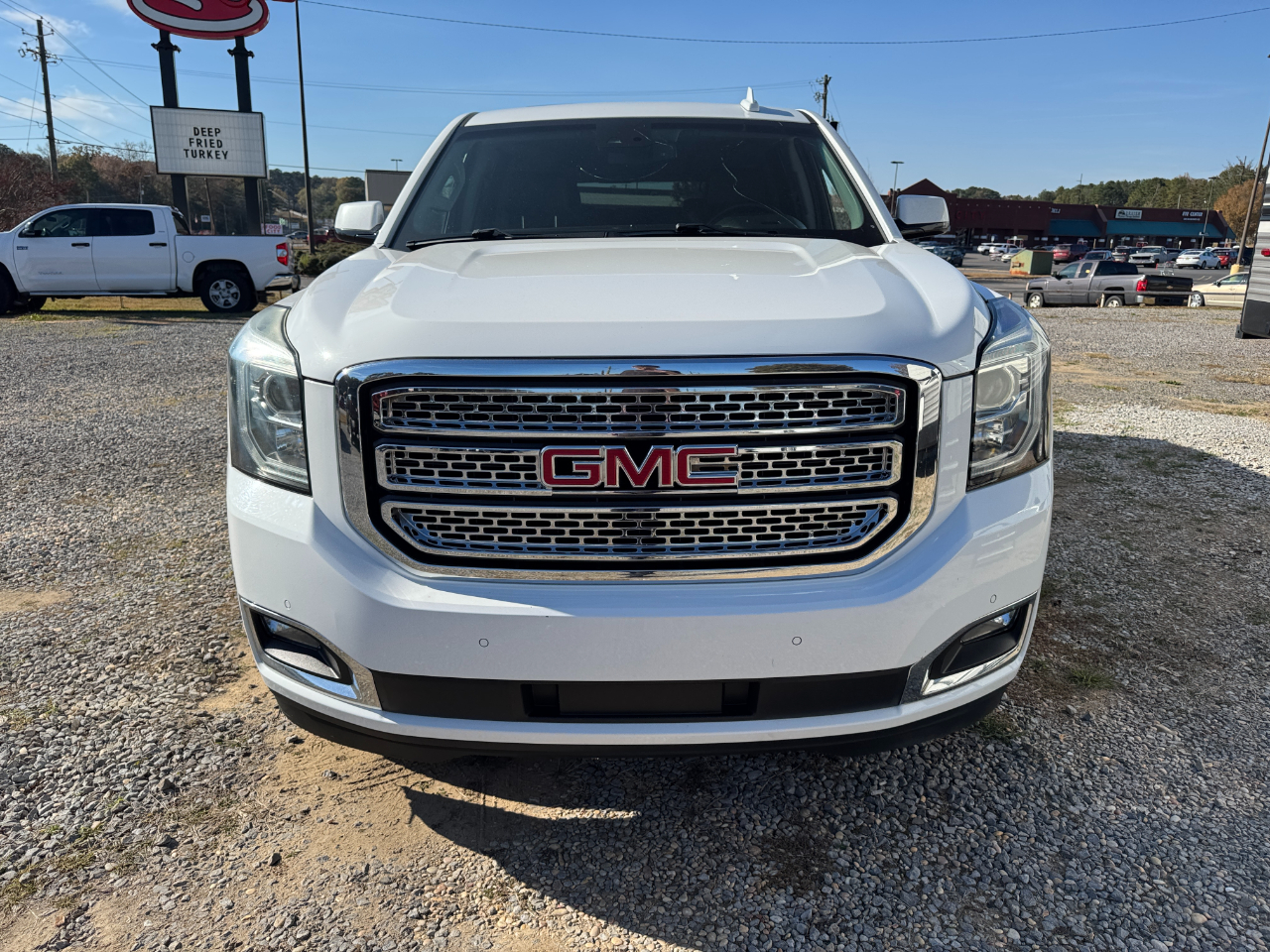 GMC Yukon XL 2WD 4dr SLT 2017