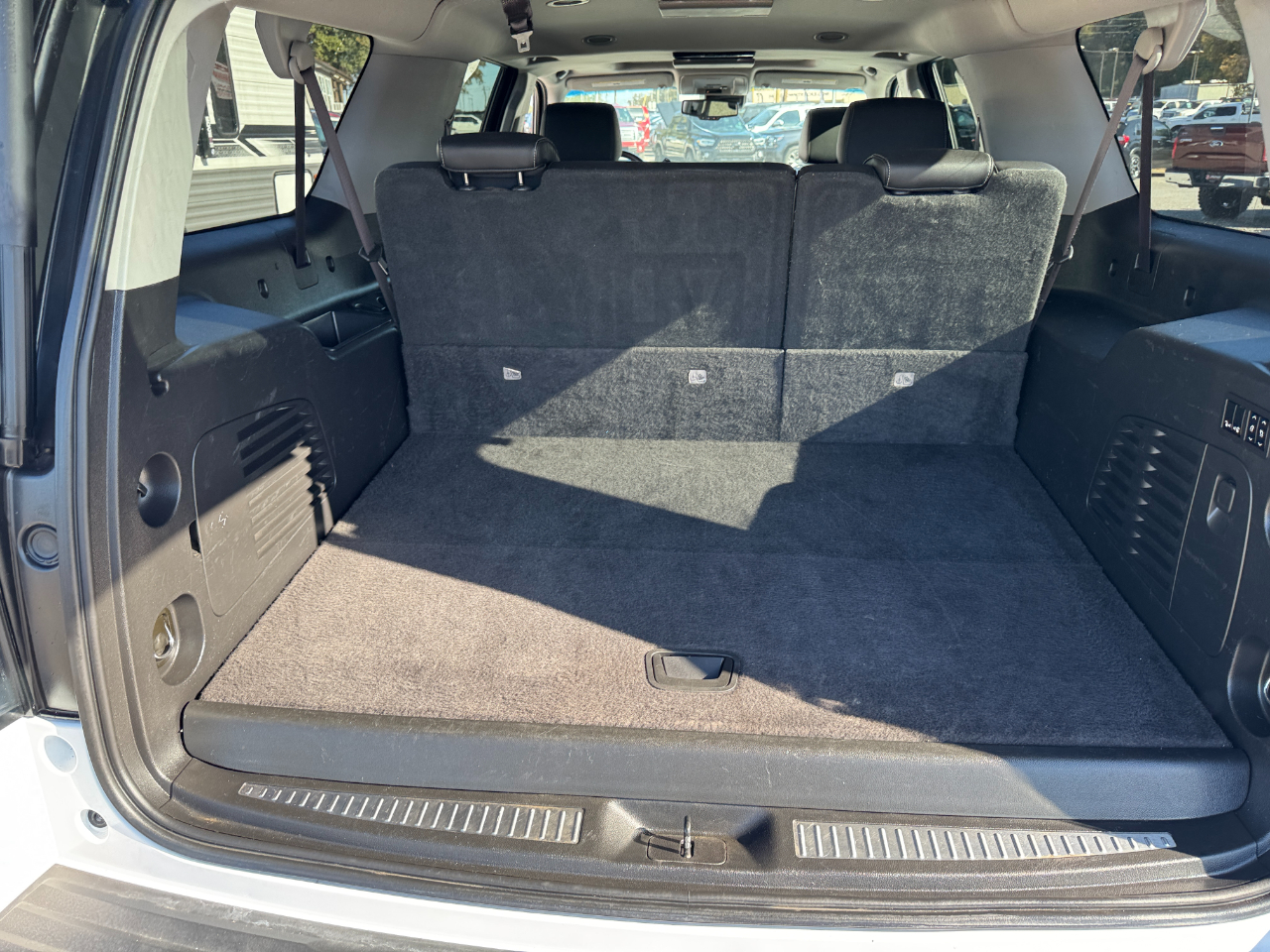 GMC Yukon XL 2WD 4dr SLT 2017