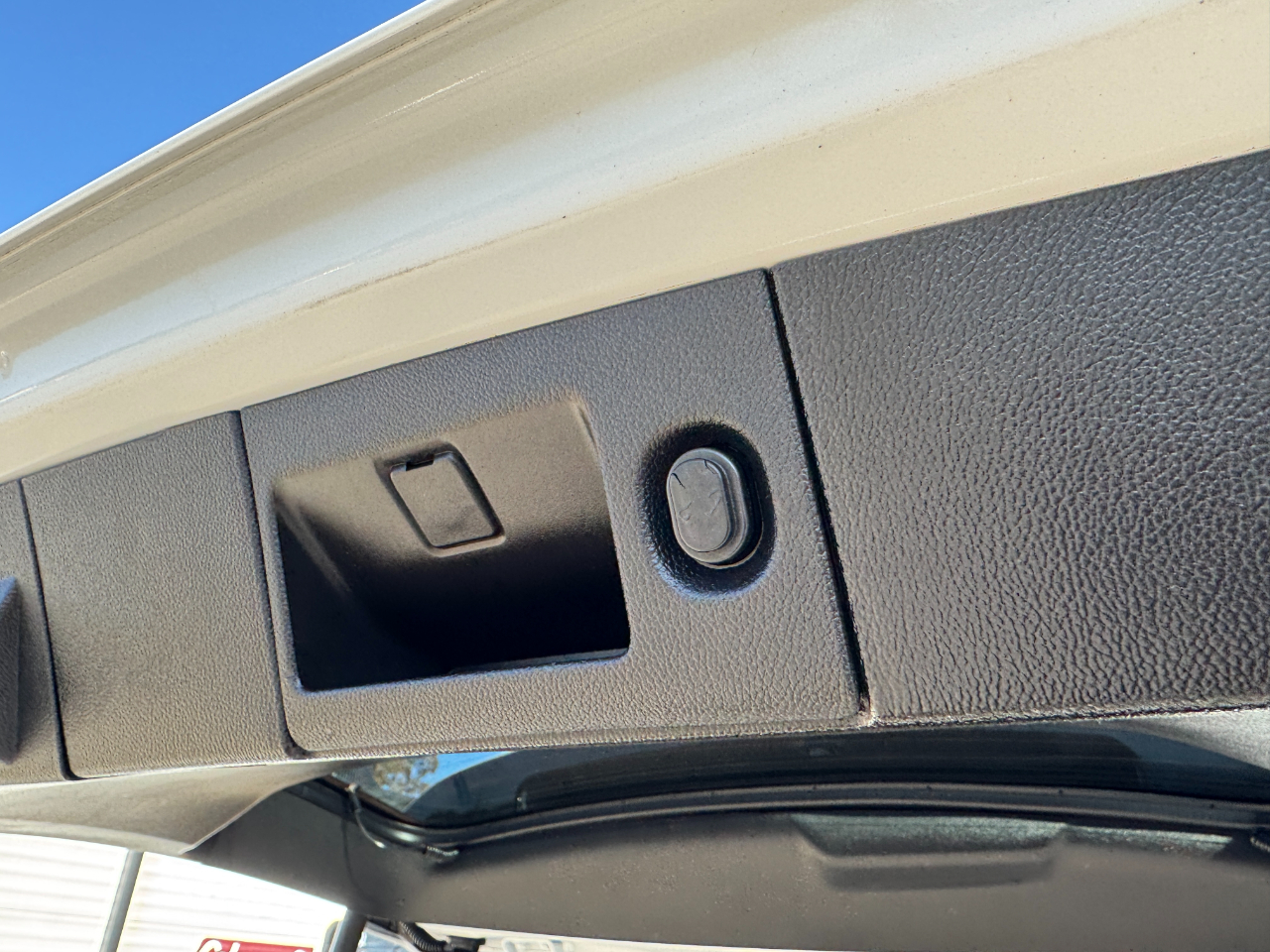 GMC Yukon XL 2WD 4dr SLT 2017