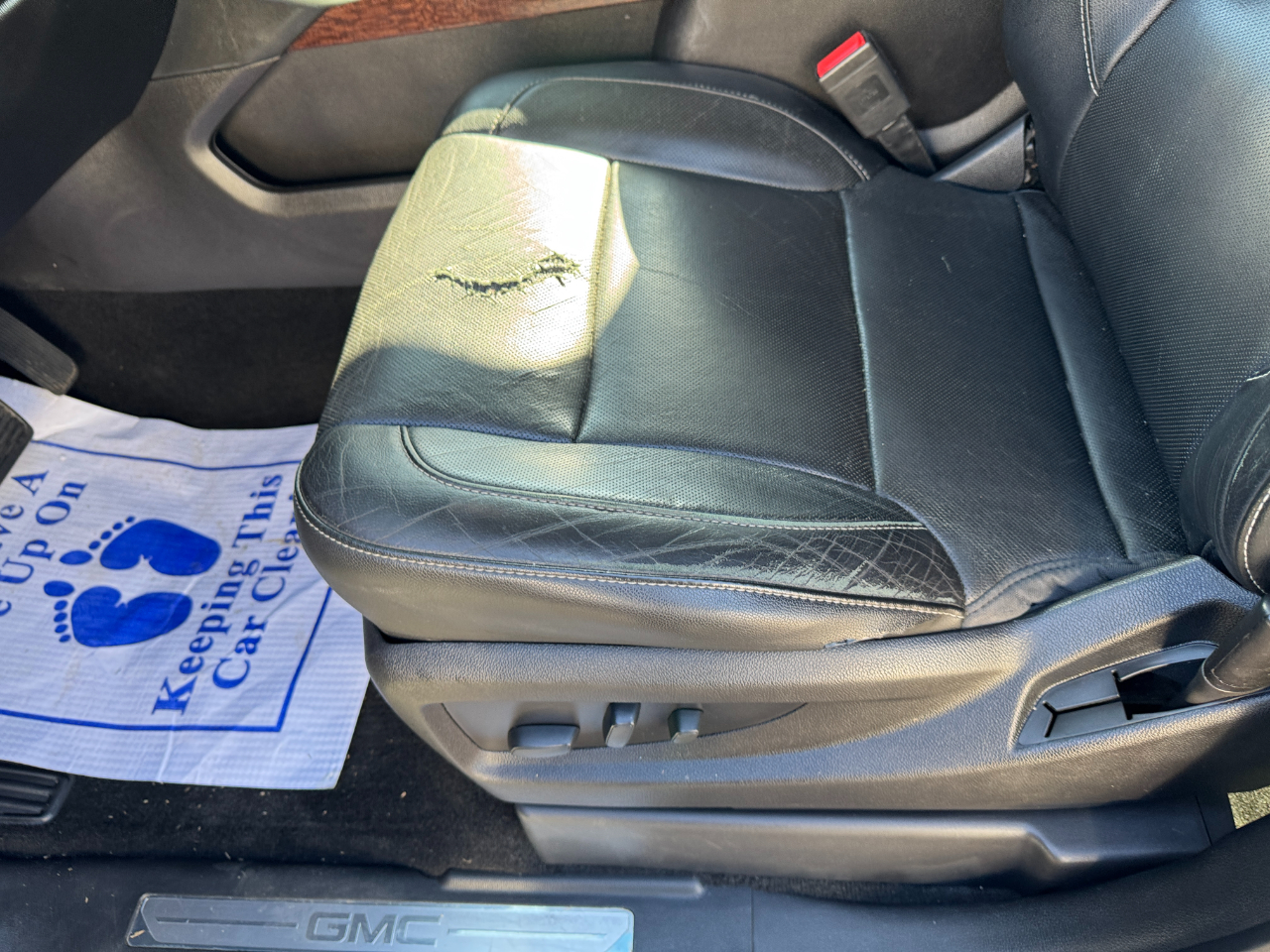 GMC Yukon XL 2WD 4dr SLT 2017