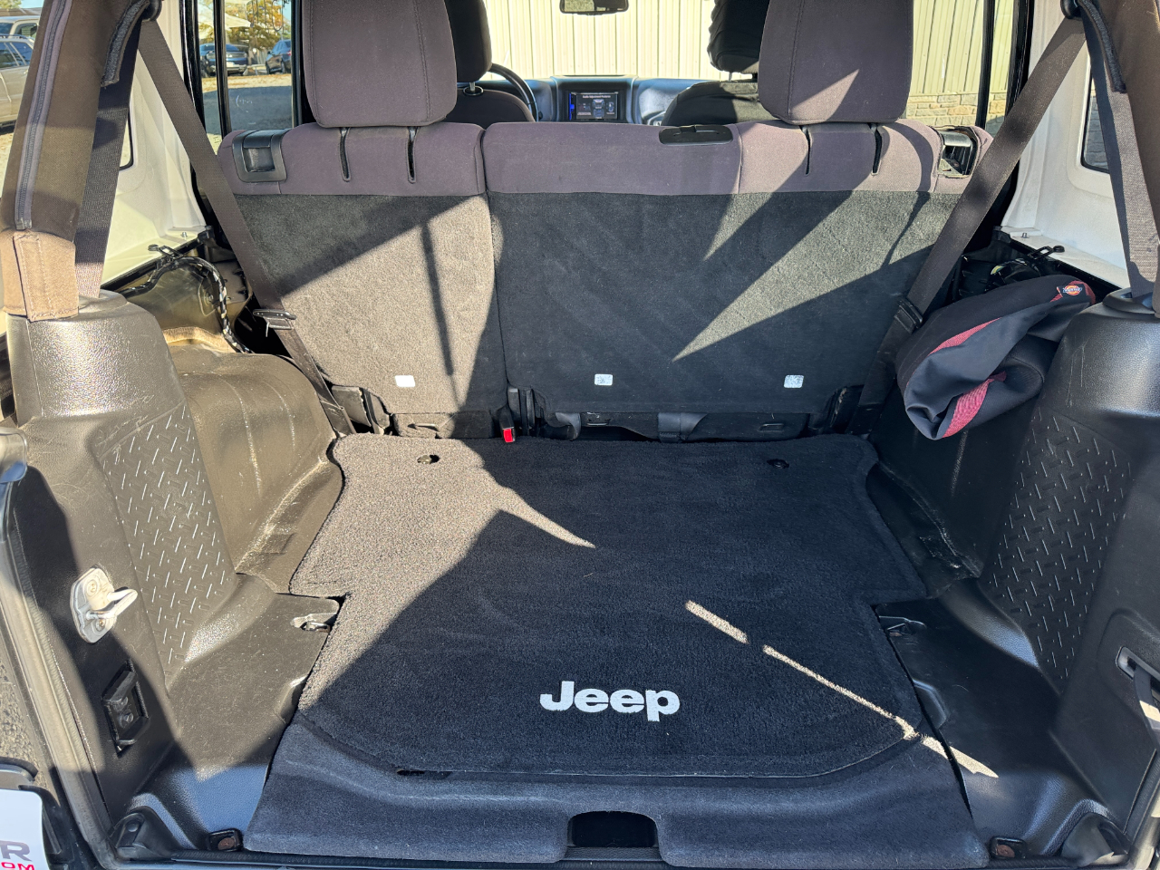 2013 Jeep Wrangler Unlimited Sport photo 4