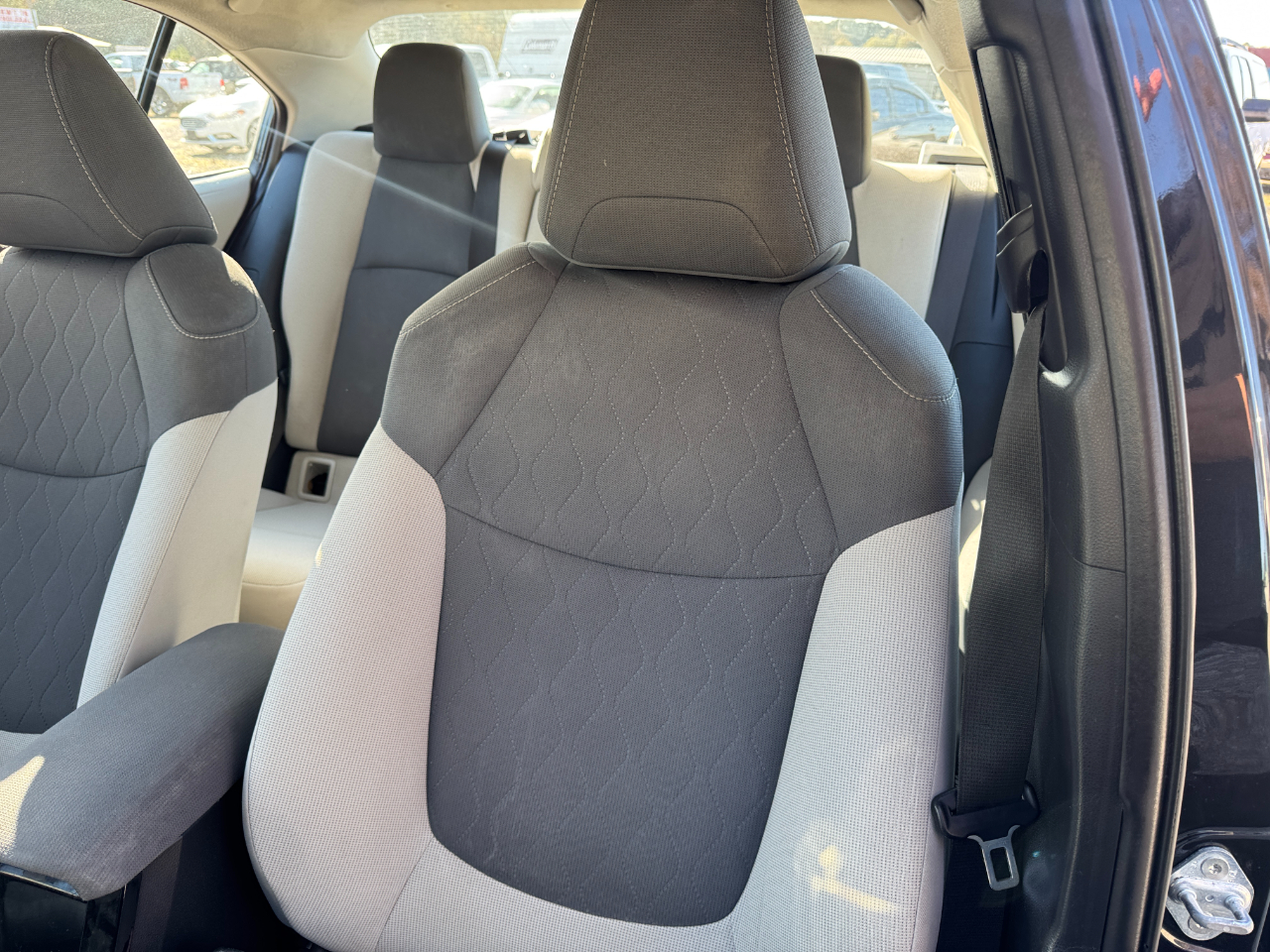 Toyota Corolla LE CVT (Natl) 2021