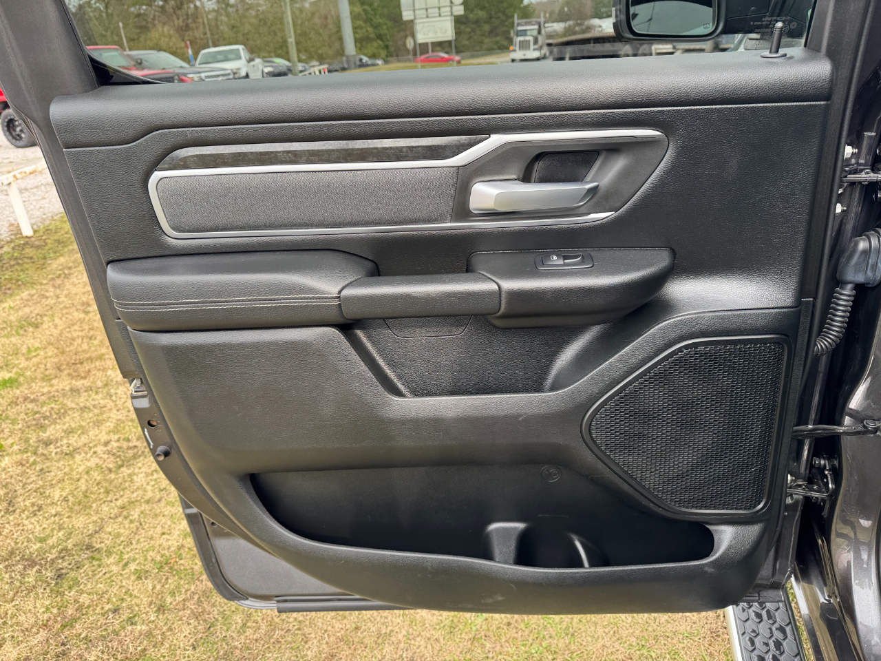 RAM 1500 Big Horn/Lone Star 4x4 Crew Cab 5'7" Box 2019