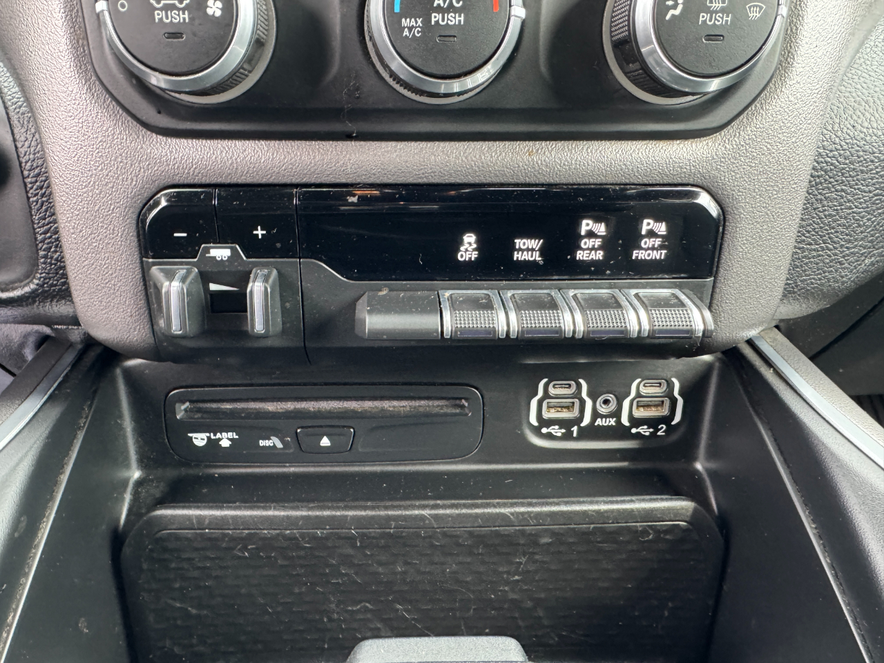 RAM 1500 Big Horn/Lone Star 4x4 Crew Cab 5'7" Box 2019