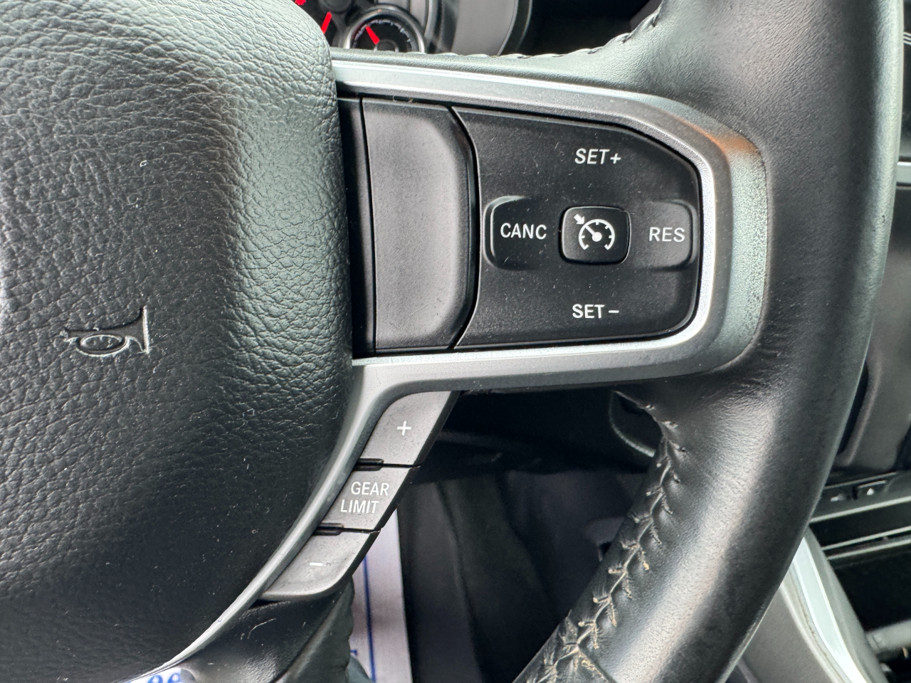 RAM 1500 Big Horn/Lone Star 4x4 Crew Cab 5'7" Box 2019