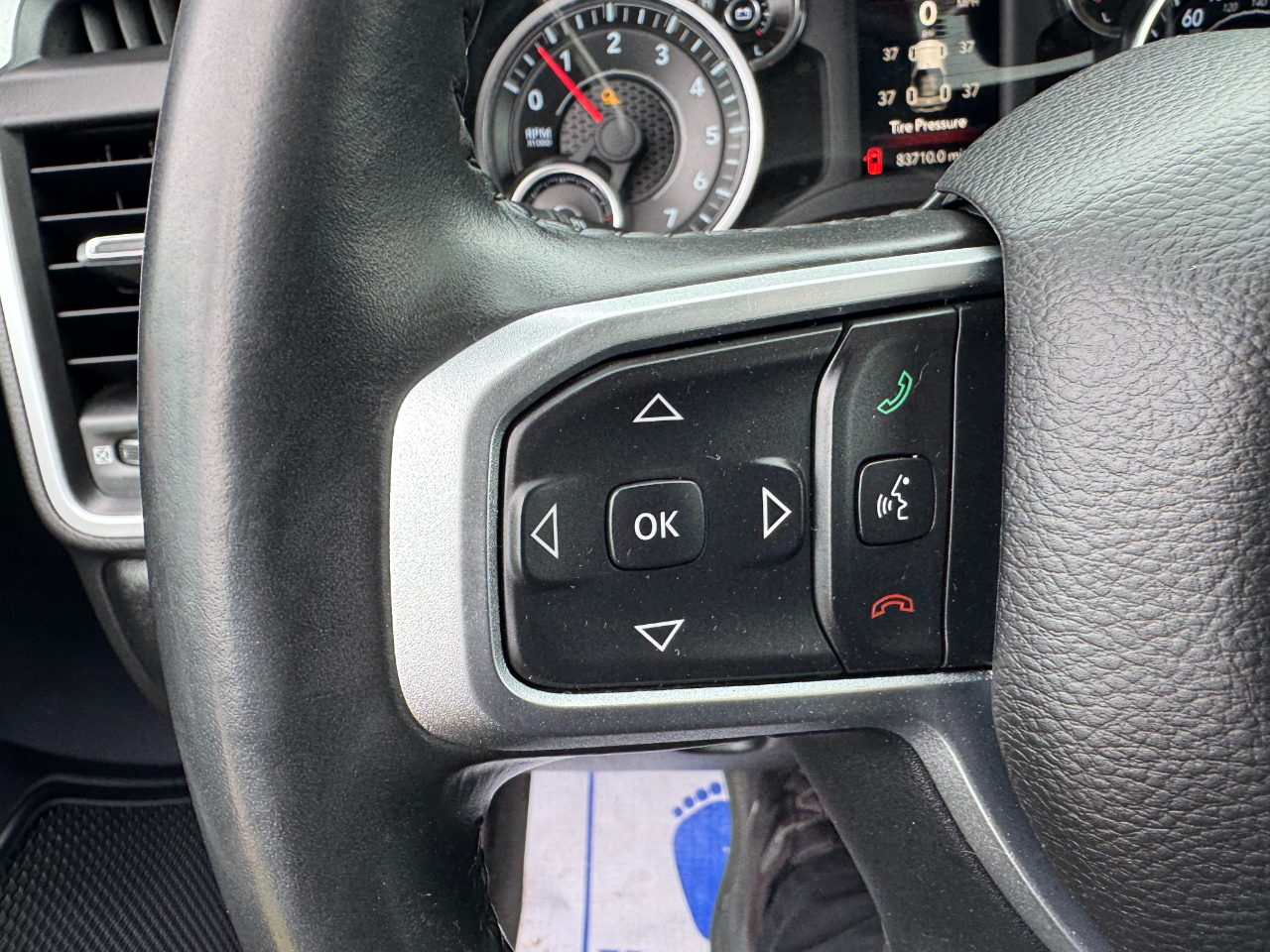 RAM 1500 Big Horn/Lone Star 4x4 Crew Cab 5'7" Box 2019