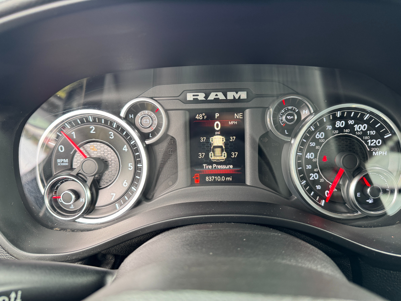 RAM 1500 Big Horn/Lone Star 4x4 Crew Cab 5'7" Box 2019