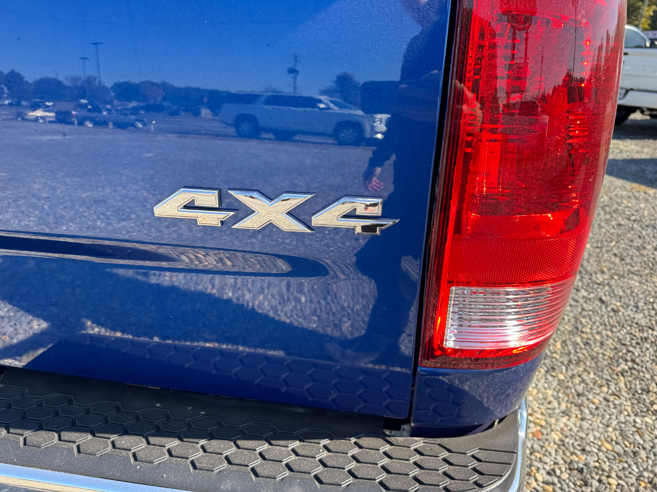 RAM 1500 Big Horn 4x4 Crew Cab 5'7" Box 2017