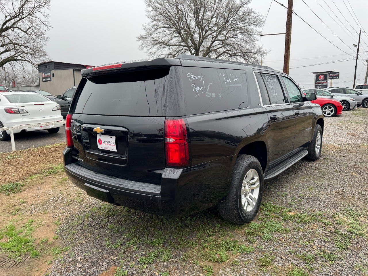 Chevrolet Suburban 2WD 4dr LT 2015