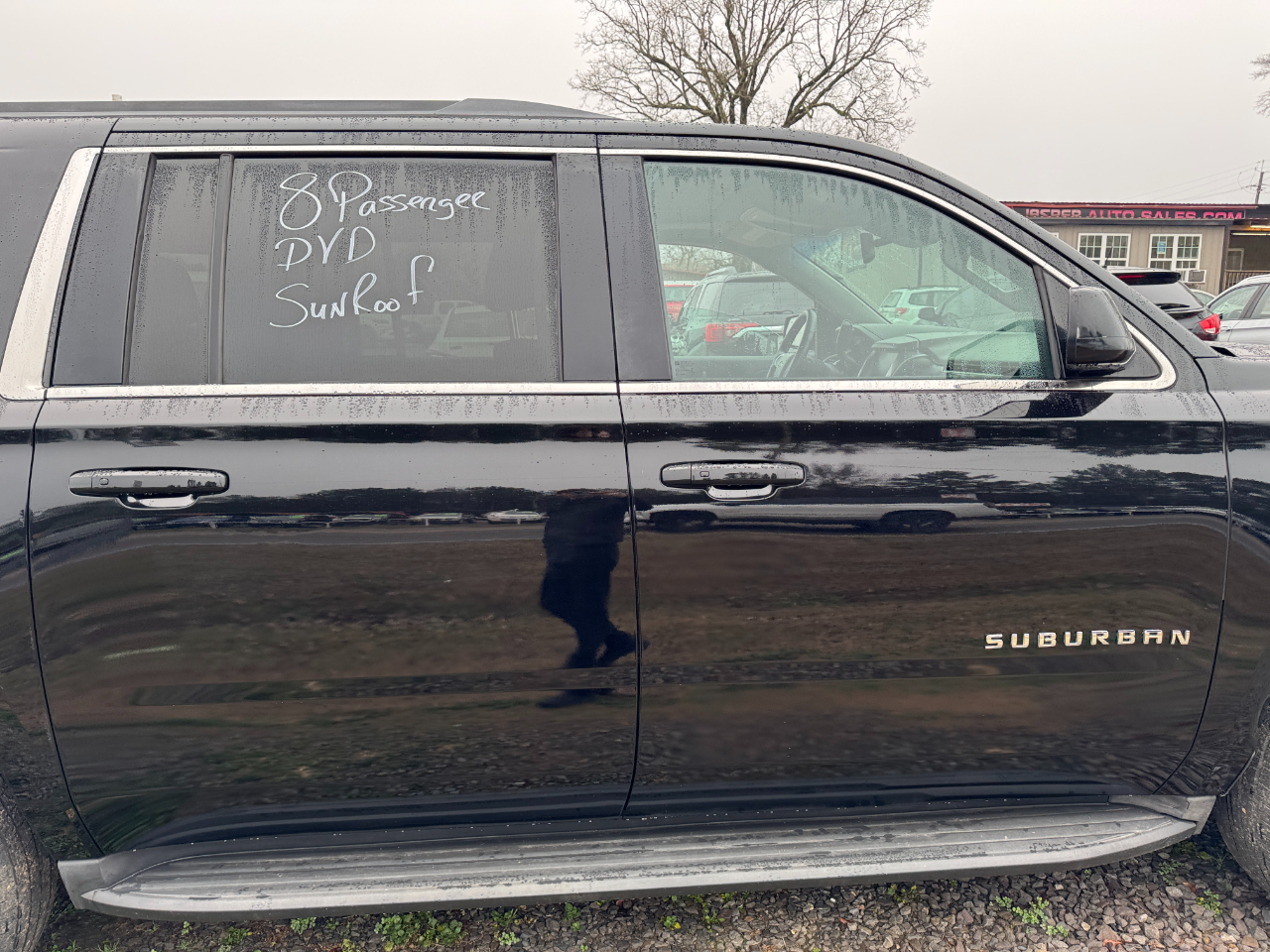 Chevrolet Suburban 2WD 4dr LT 2015