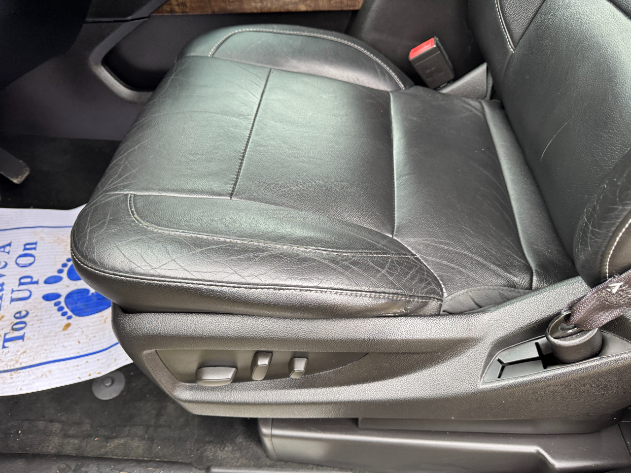 Chevrolet Suburban 2WD 4dr LT 2015