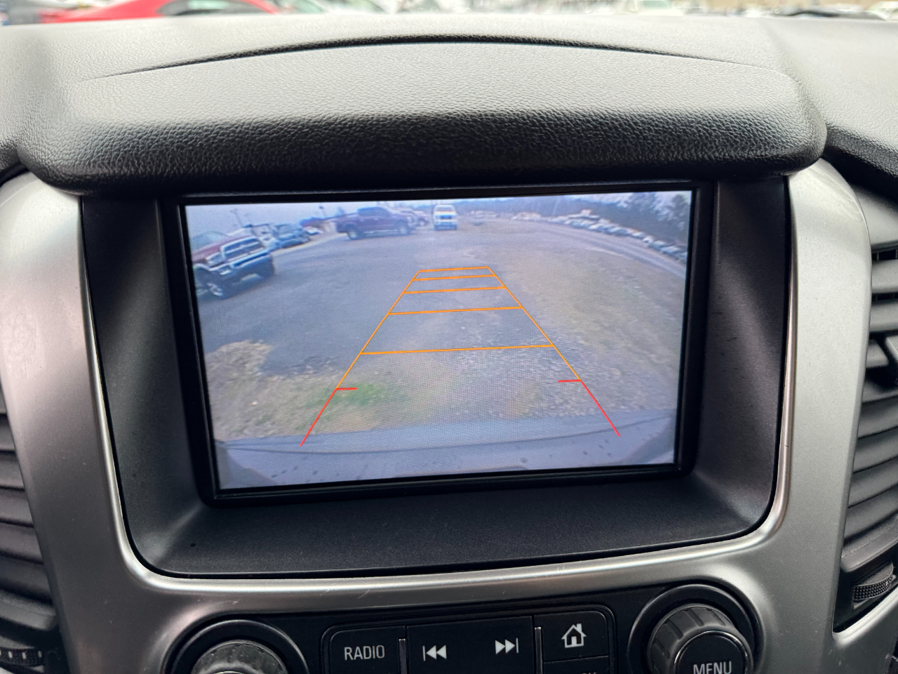 Chevrolet Suburban 2WD 4dr LT 2015