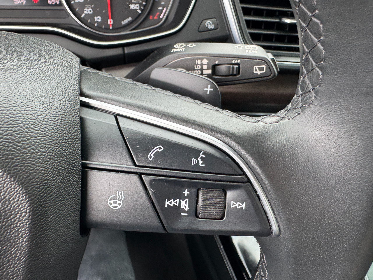 Audi Q5 Premium 45 TFSI quattro 2021