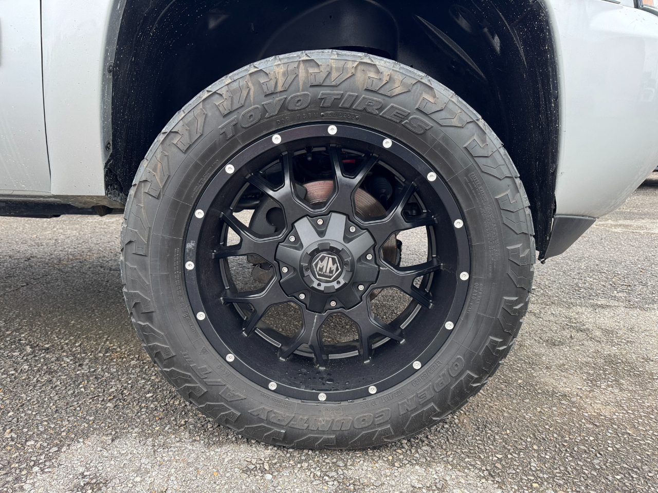 Chevrolet Tahoe 4WD 4dr 1500 LT 2013