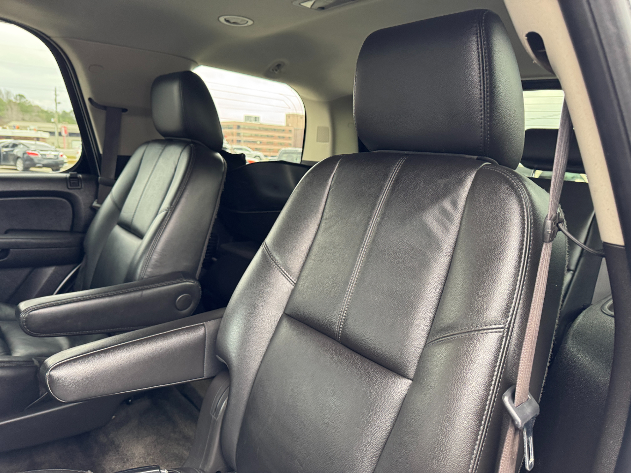 Chevrolet Tahoe 4WD 4dr 1500 LT 2013