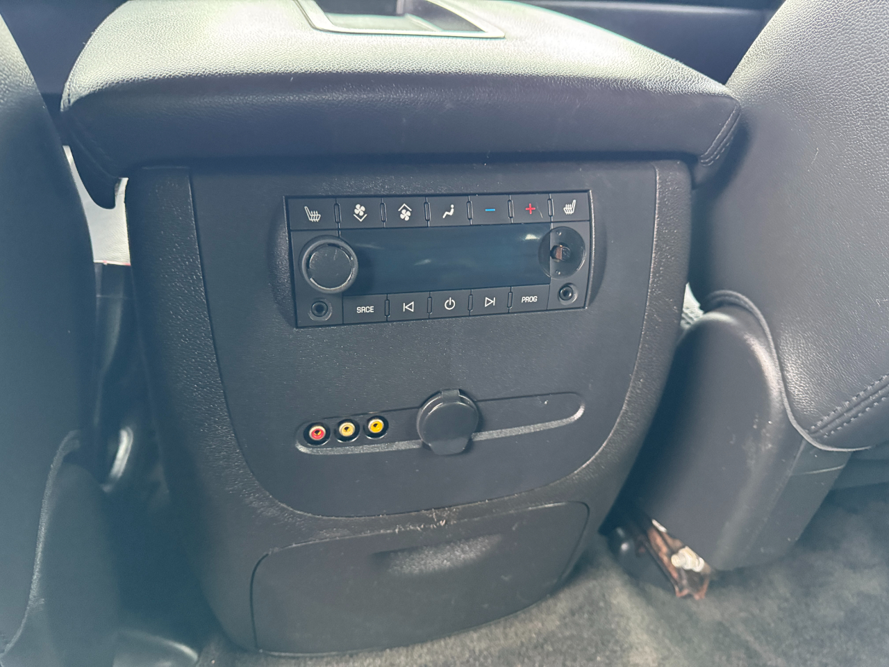 Chevrolet Tahoe 4WD 4dr 1500 LT 2013