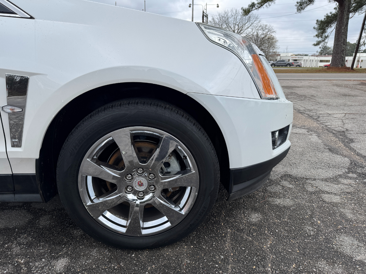 Cadillac SRX FWD 4dr Premium Collection 2011