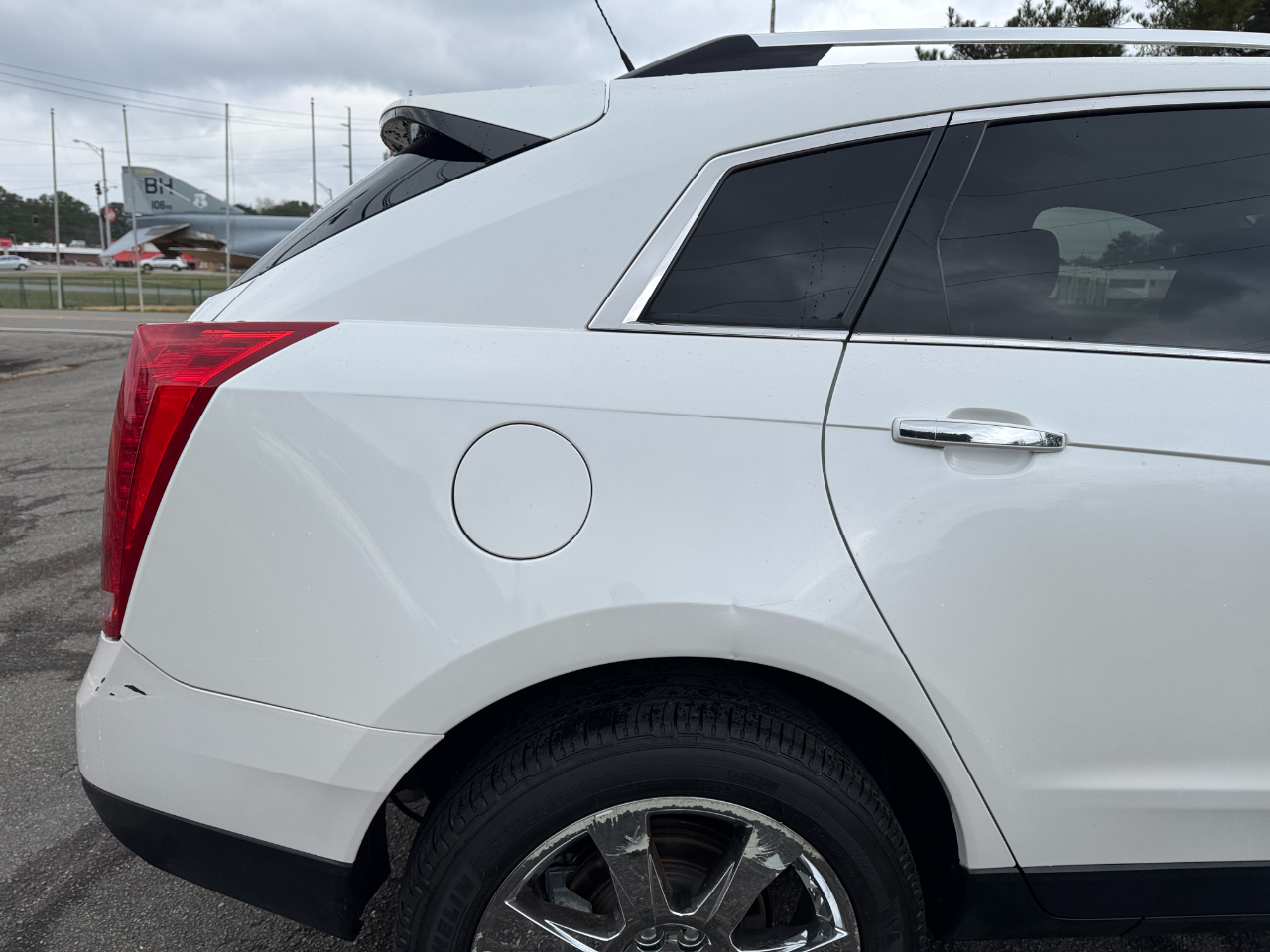 Cadillac SRX FWD 4dr Premium Collection 2011