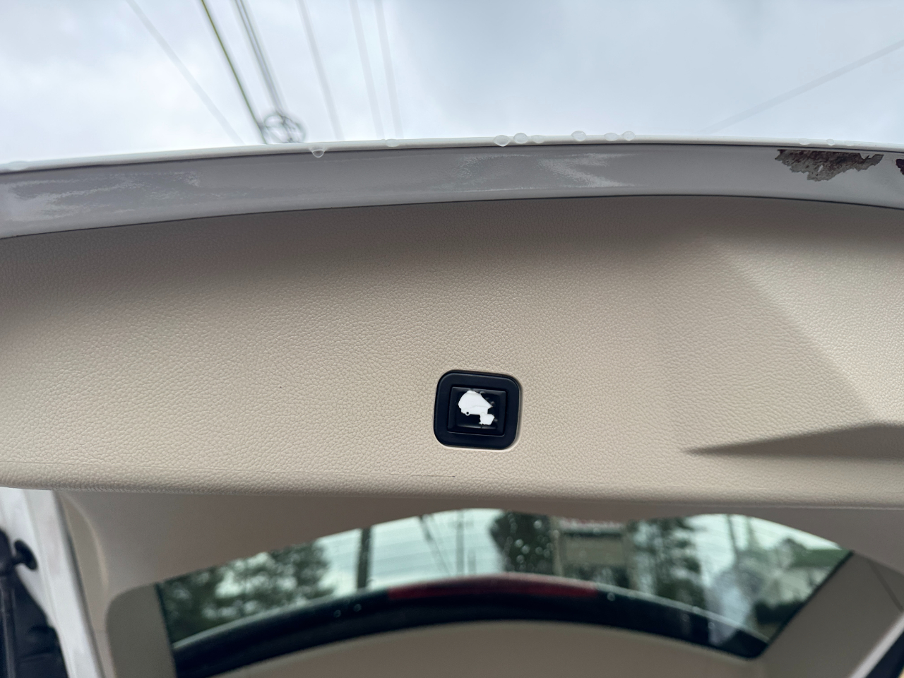 Cadillac SRX FWD 4dr Premium Collection 2011