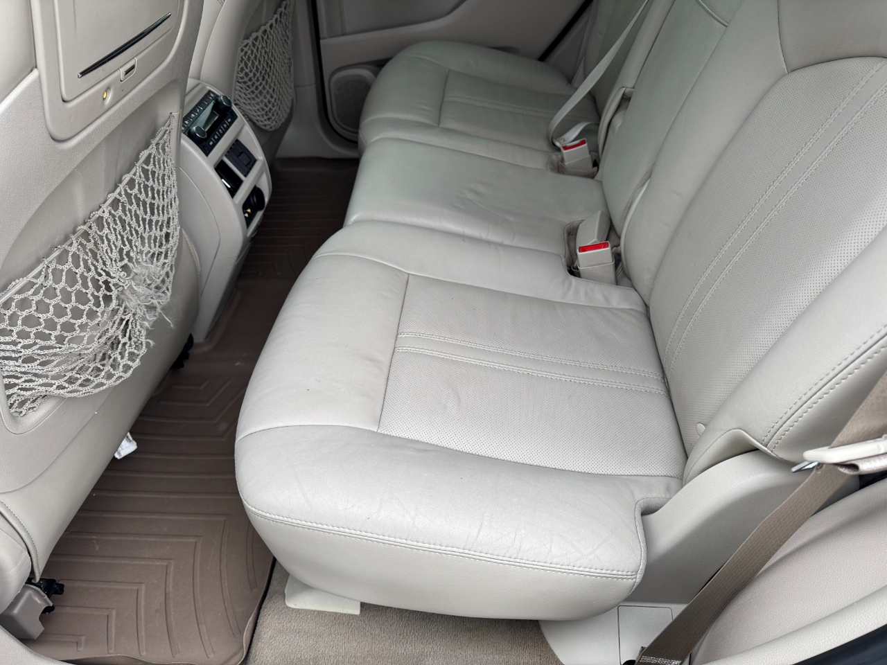 Cadillac SRX FWD 4dr Premium Collection 2011