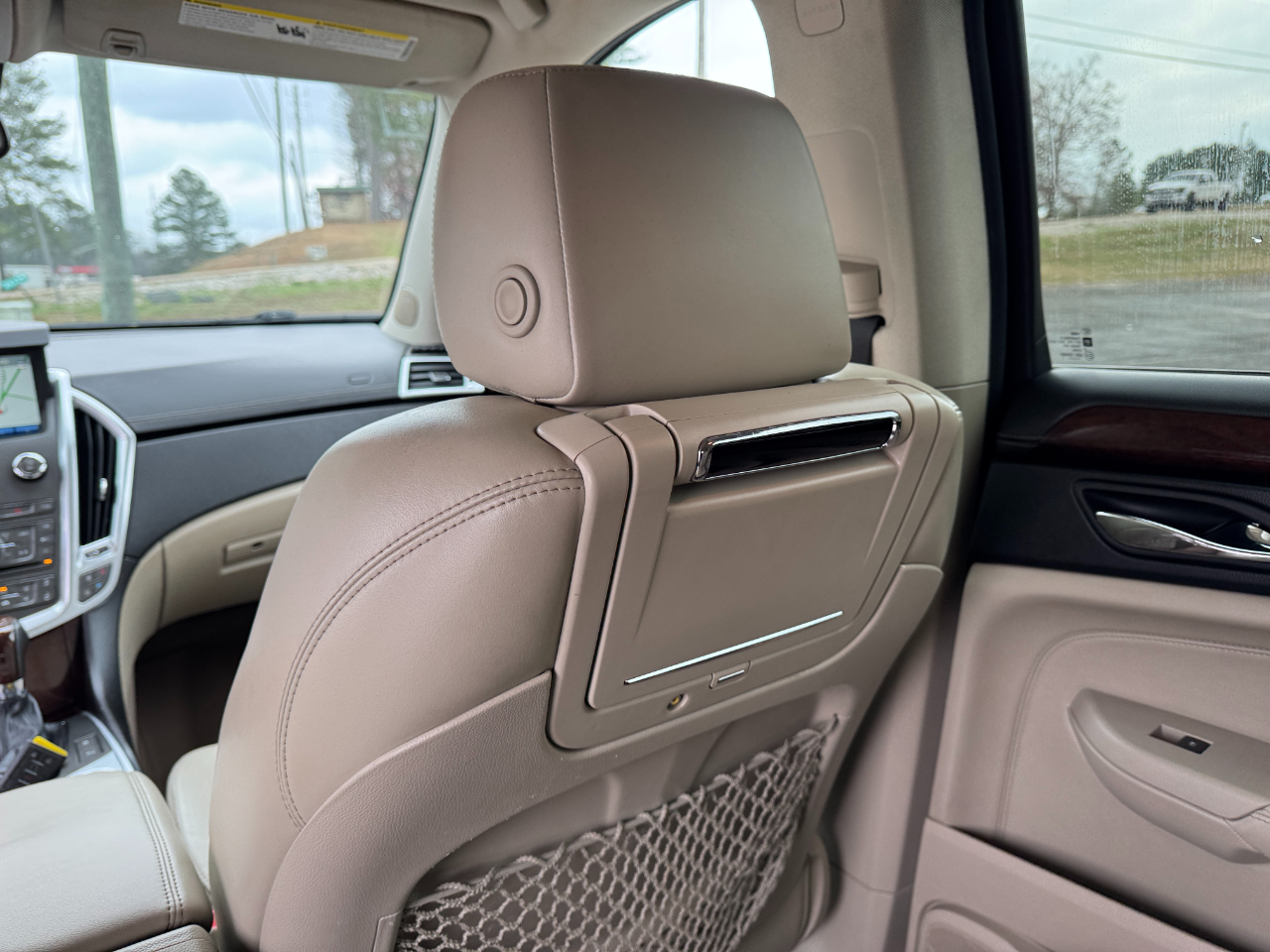 Cadillac SRX FWD 4dr Premium Collection 2011