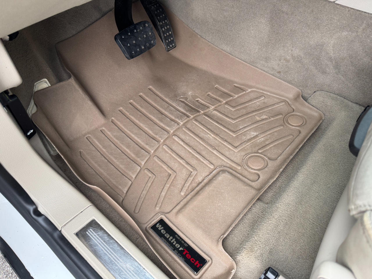 Cadillac SRX FWD 4dr Premium Collection 2011