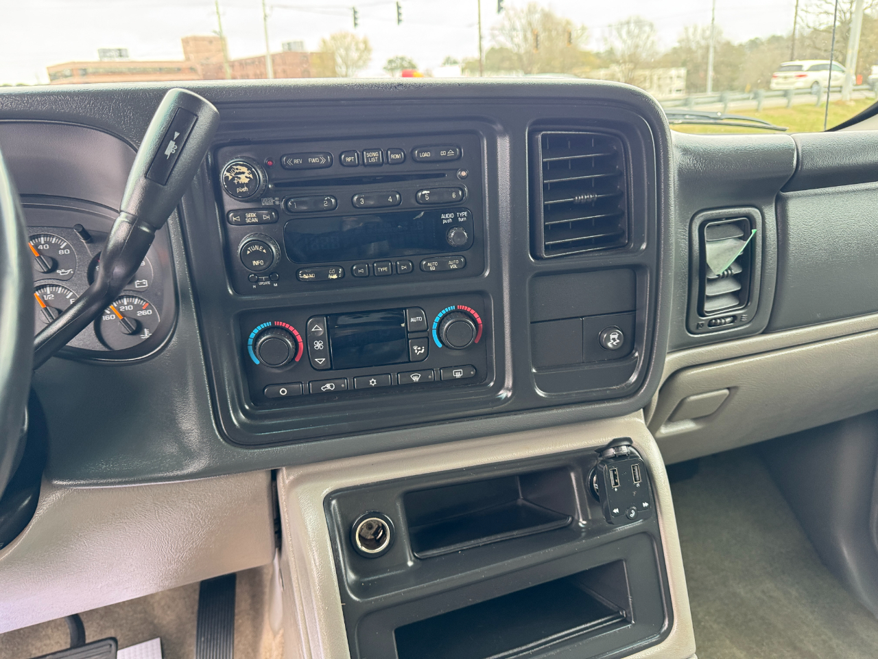 Chevrolet Suburban 4dr 1500 4WD LT 2006