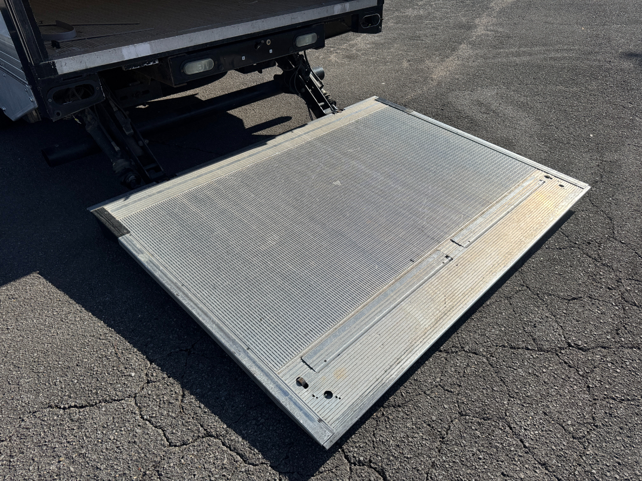 Ford Transit Chassis T-350 DRW 178" WB 9950 GVWR 2017