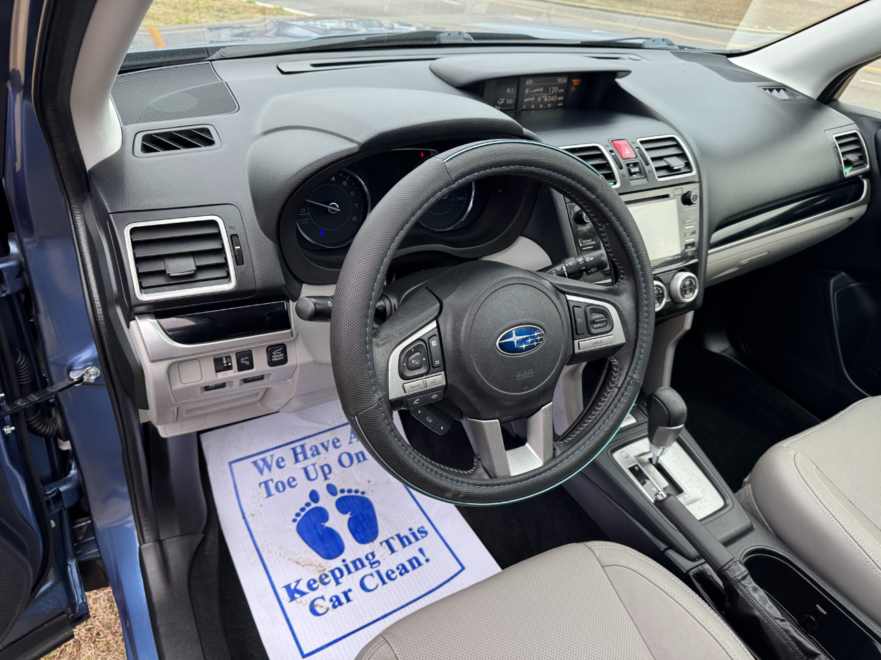 Subaru Forester 2.5i Limited CVT 2017