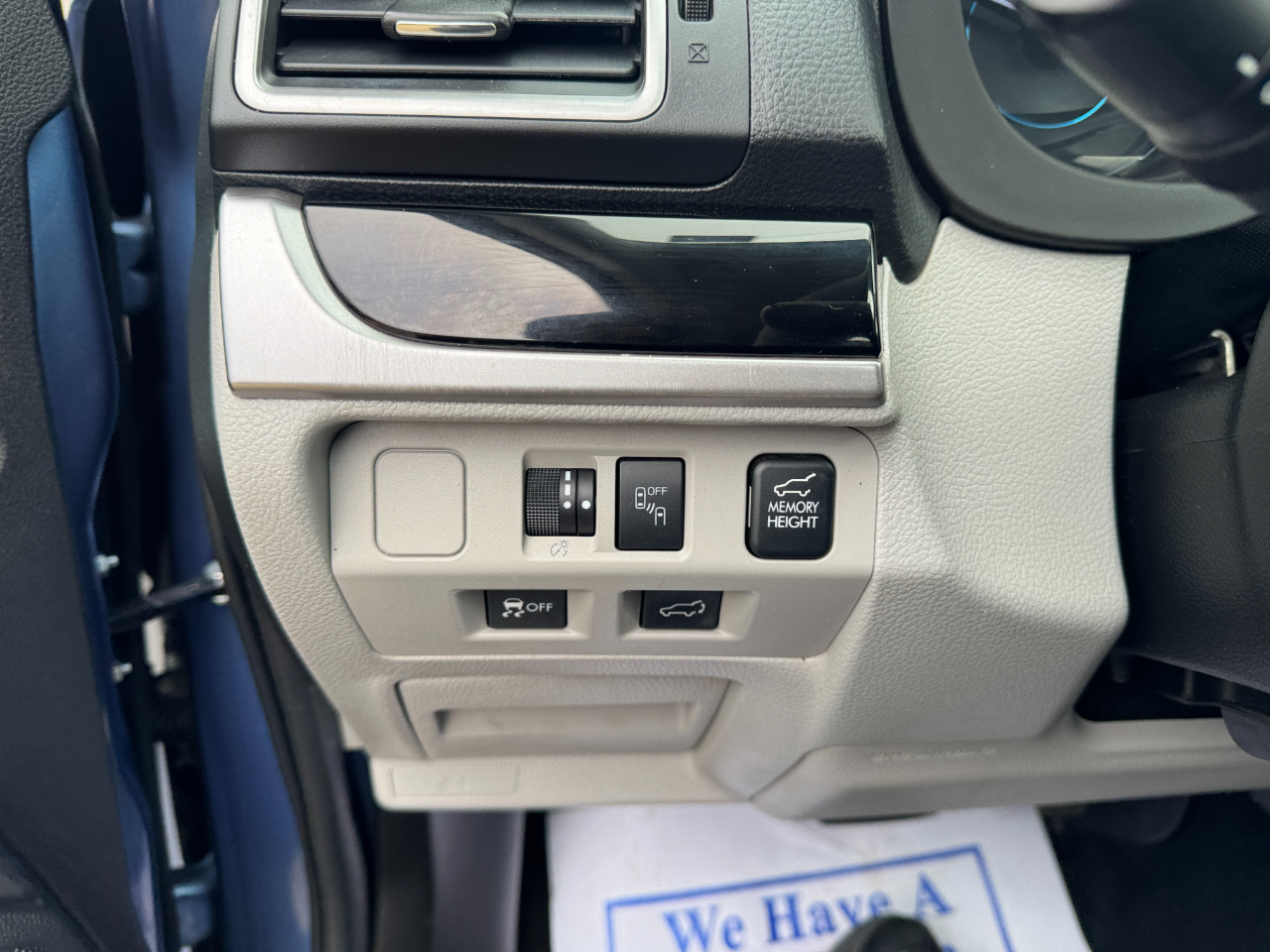 Subaru Forester 2.5i Limited CVT 2017