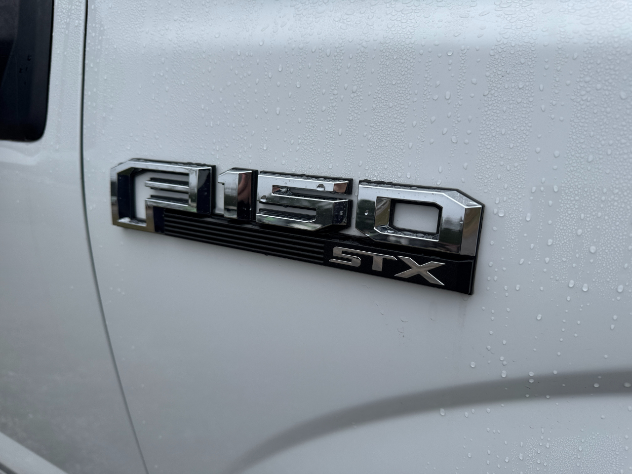 Ford F-150 STX 4WD SuperCrew 5.5' Box 2018