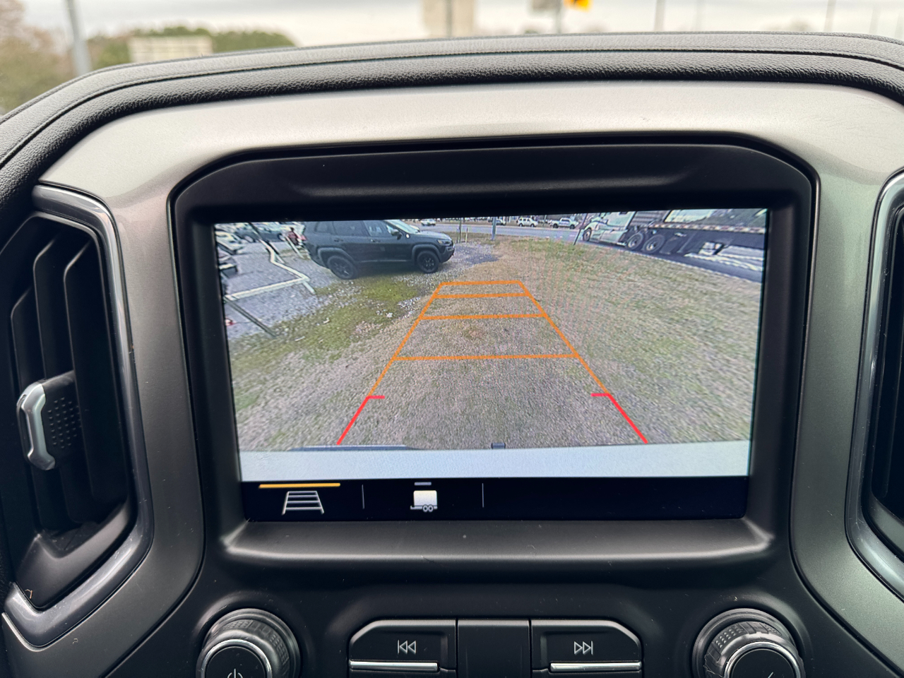 Chevrolet Silverado 1500 4WD Crew Cab 147" LT 2019