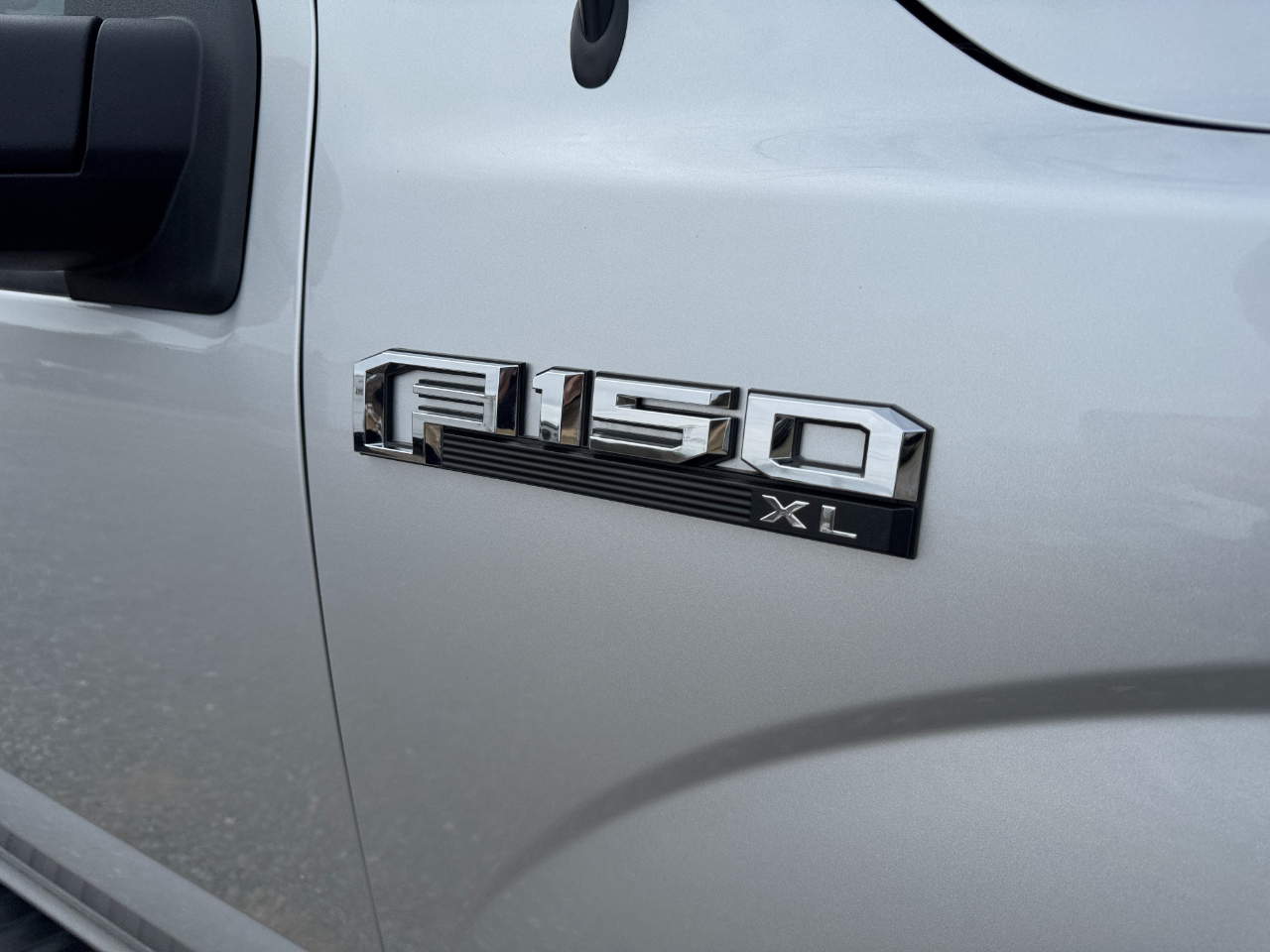 Ford F-150 2WD Reg Cab 141" XLT 2016