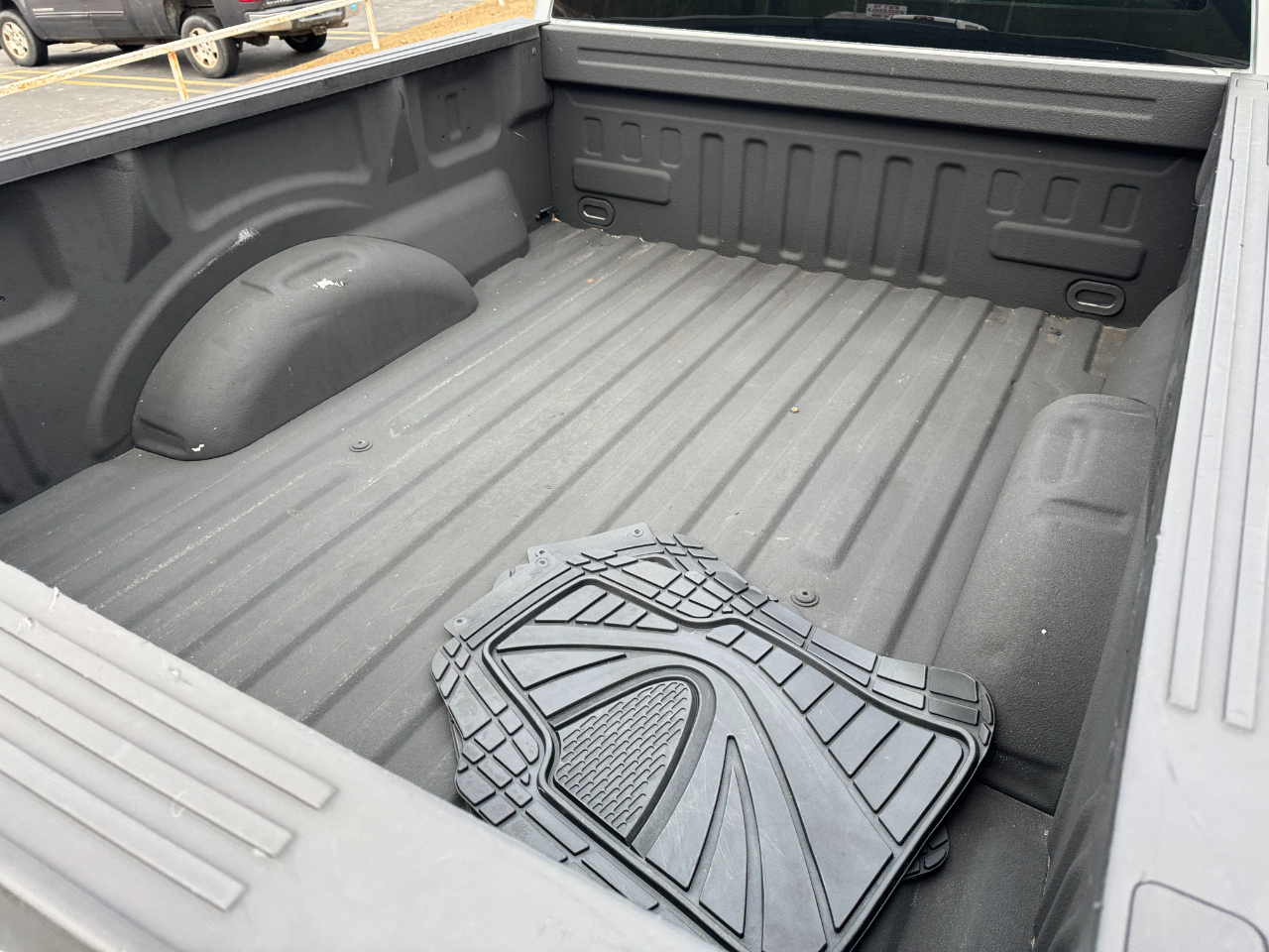 Ford F-150 2WD Reg Cab 141" XLT 2016