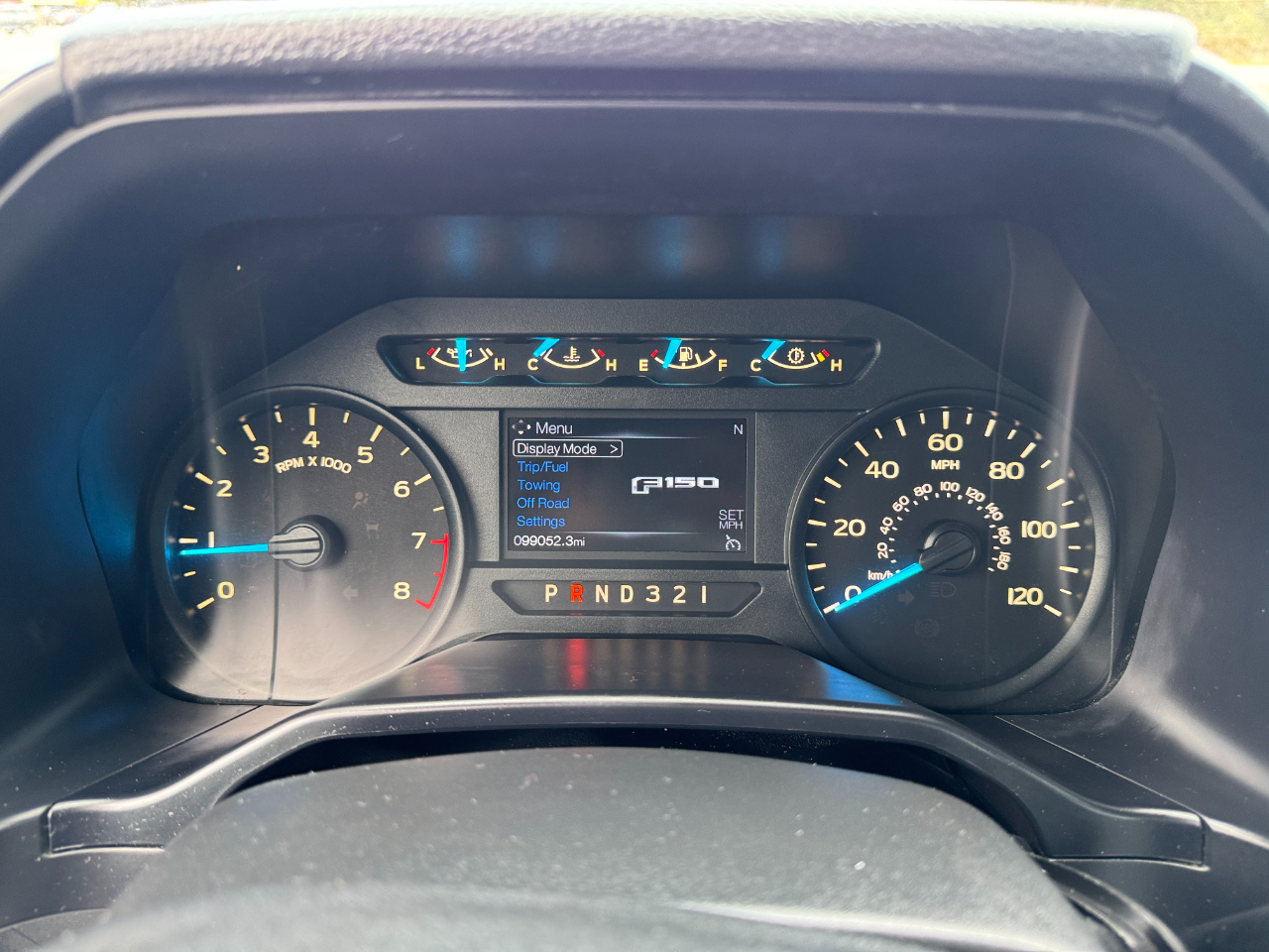 Ford F-150 2WD Reg Cab 141" XLT 2016