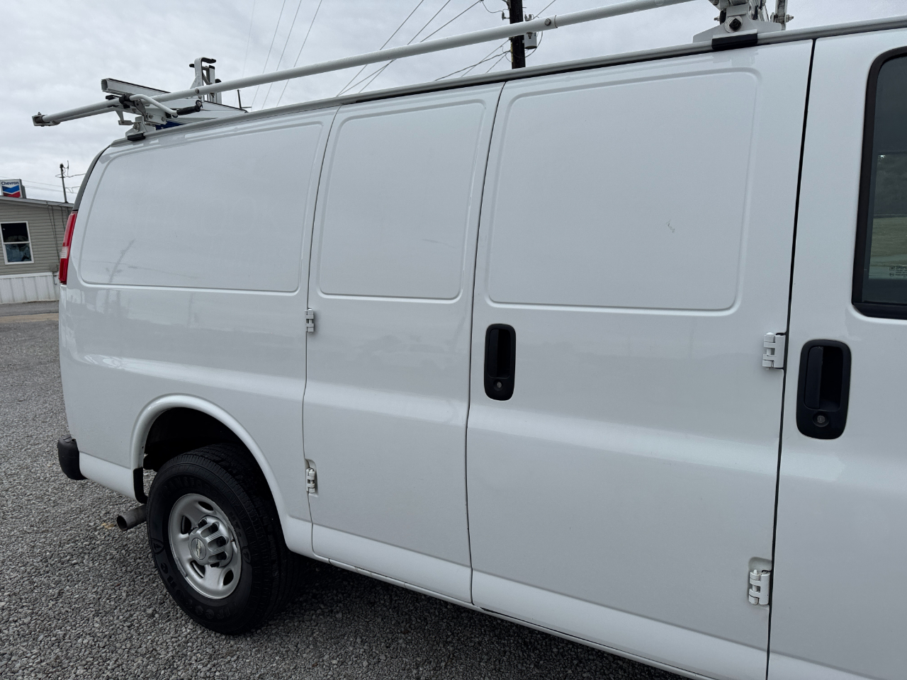 Chevrolet Express Cargo Van RWD 2500 135" 2021