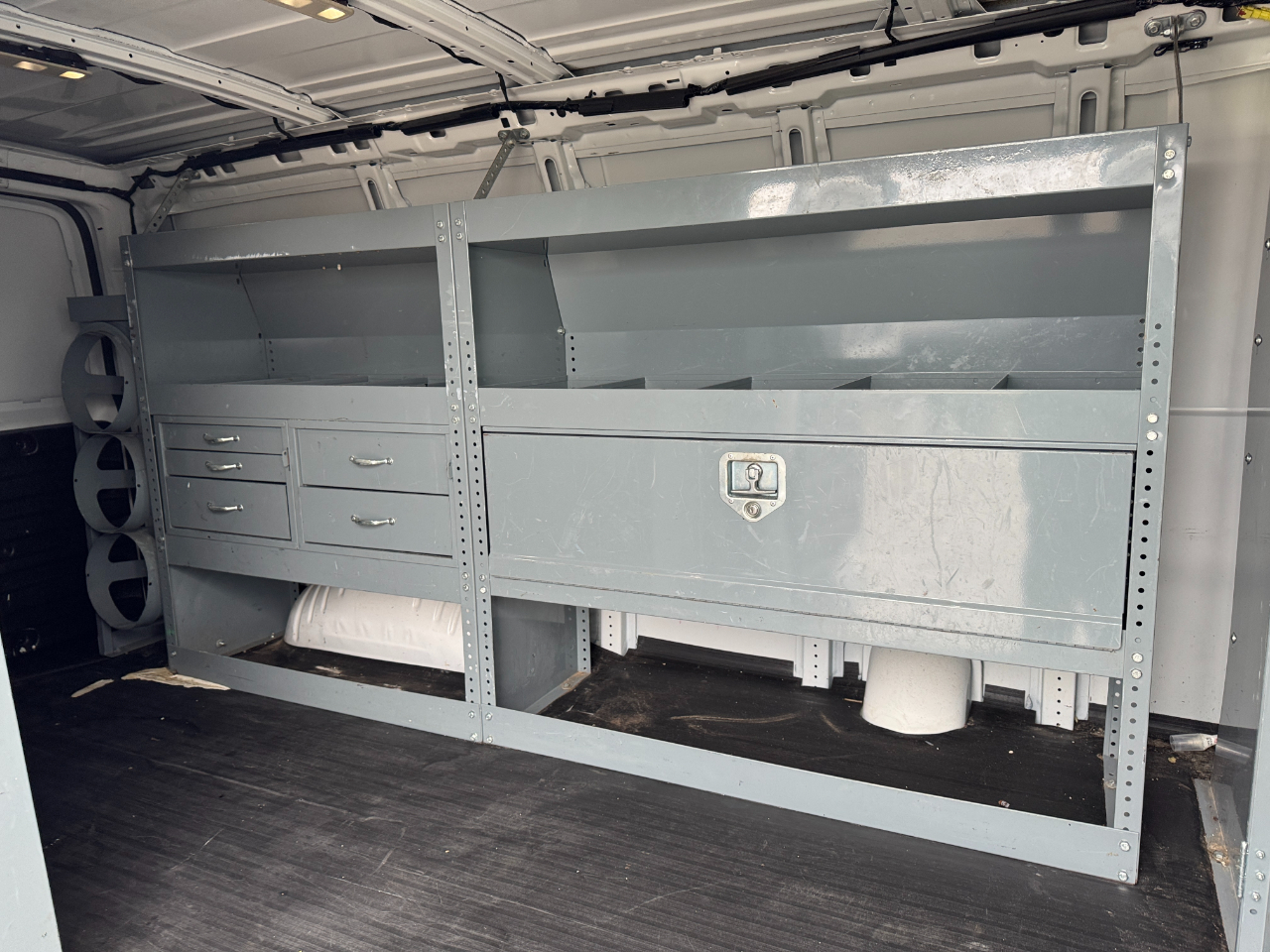 Chevrolet Express Cargo Van RWD 2500 135" 2021