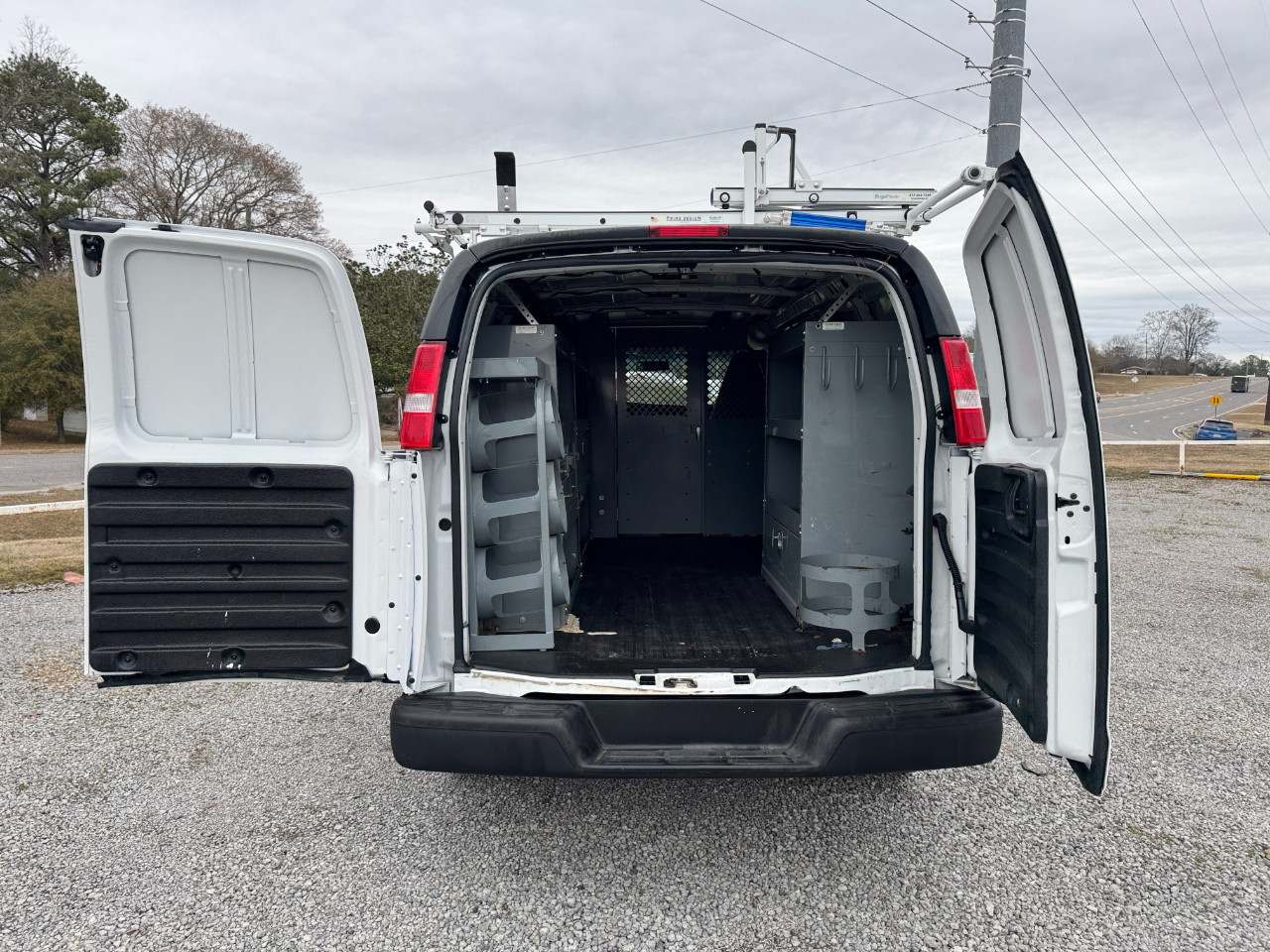 Chevrolet Express Cargo Van RWD 2500 135" 2021