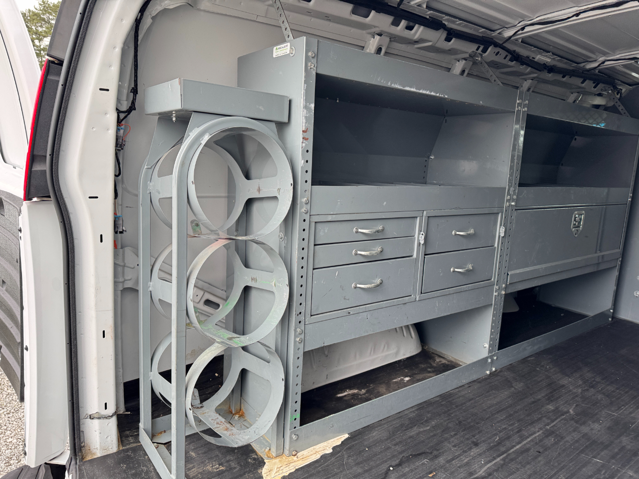 Chevrolet Express Cargo Van RWD 2500 135" 2021