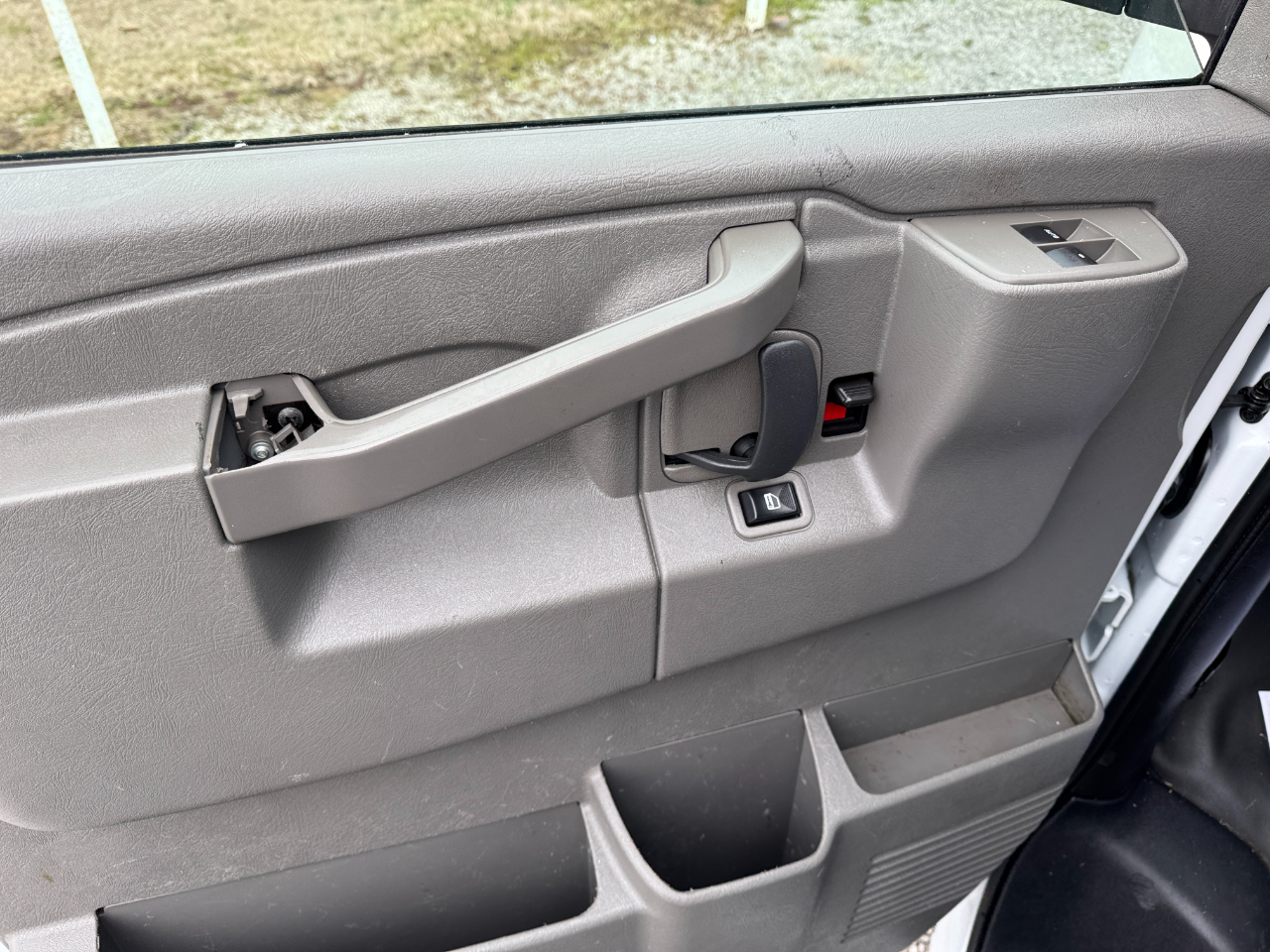 Chevrolet Express Cargo Van RWD 2500 135" 2021