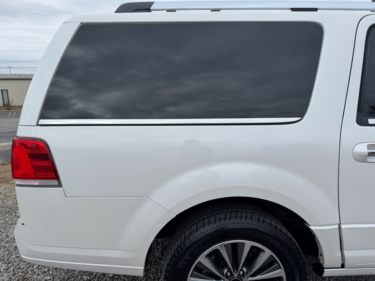 Lincoln Navigator L 2WD 4dr 2015