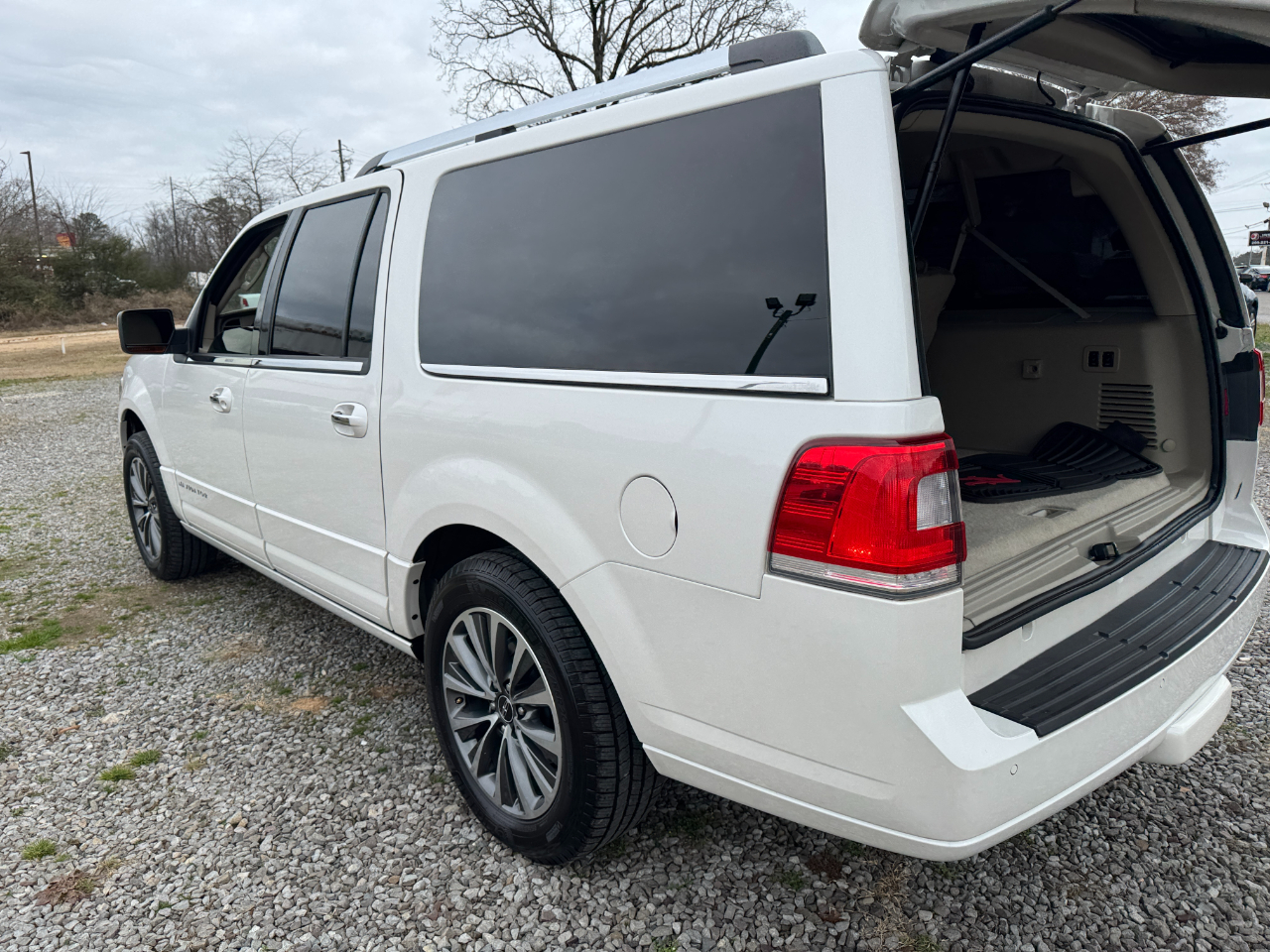 Lincoln Navigator L 2WD 4dr 2015