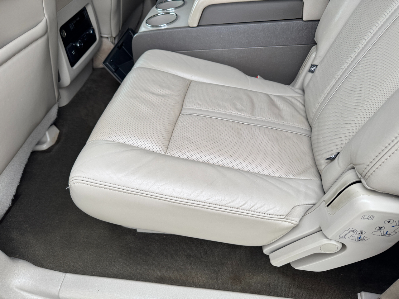 Lincoln Navigator L 2WD 4dr 2015