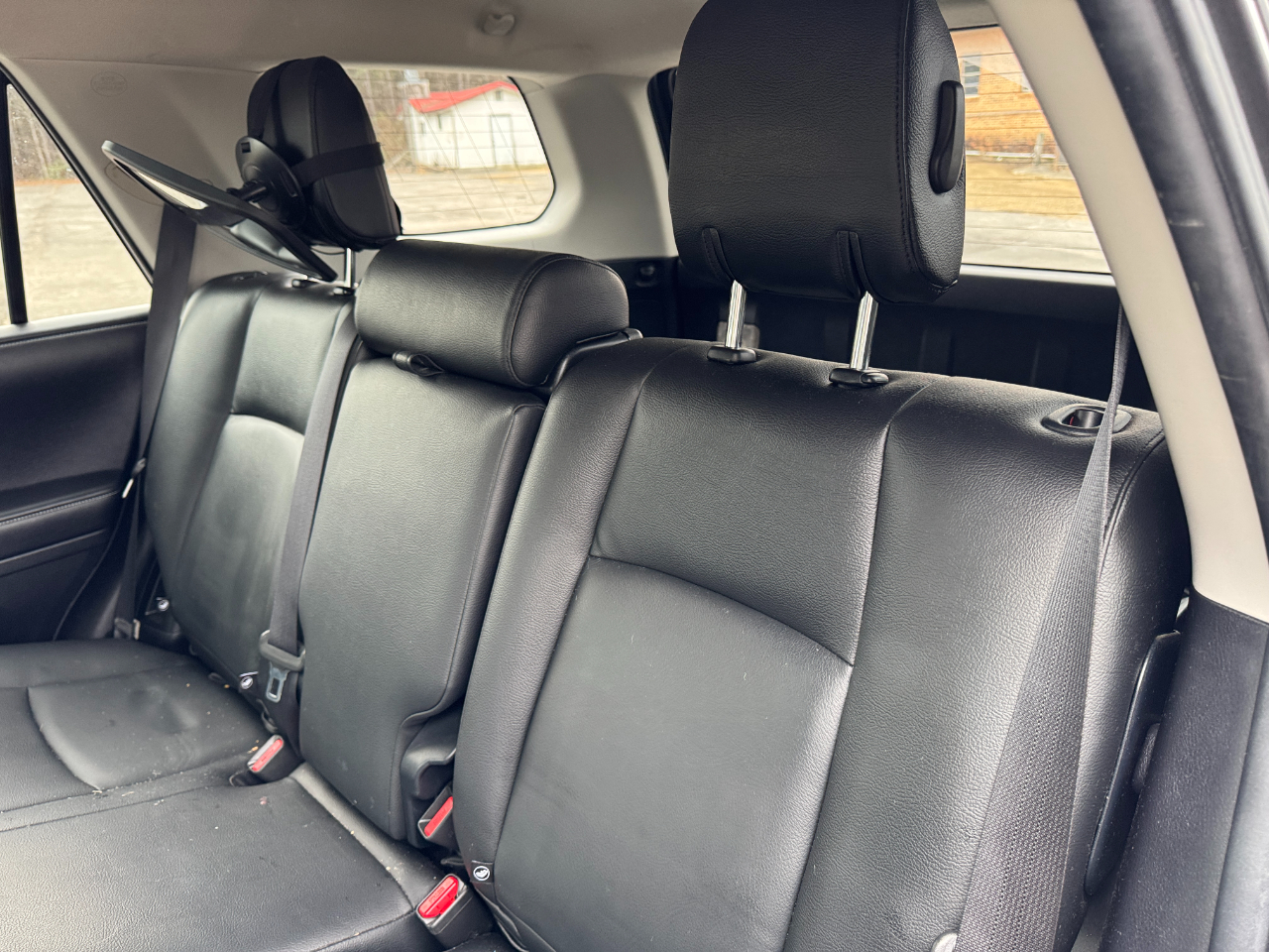 Toyota 4Runner RWD 4dr V6 SR5 Premium (Natl) 2016