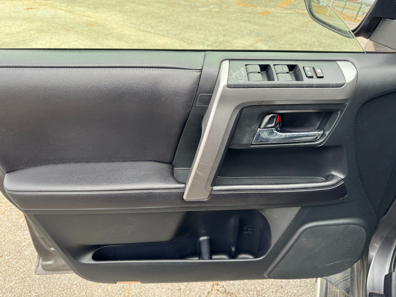 Toyota 4Runner RWD 4dr V6 SR5 Premium (Natl) 2016