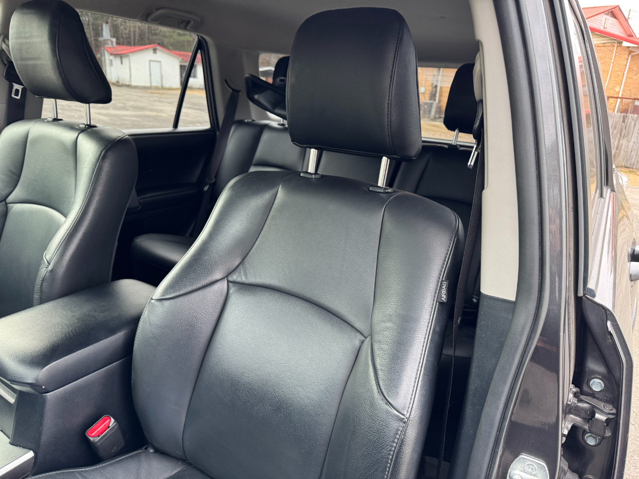 Toyota 4Runner RWD 4dr V6 SR5 Premium (Natl) 2016